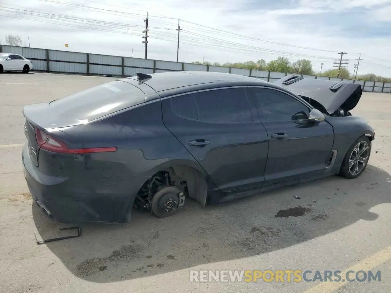 3 Photograph of a damaged car KNAE15LAXL6076182 KIA STINGER 2020