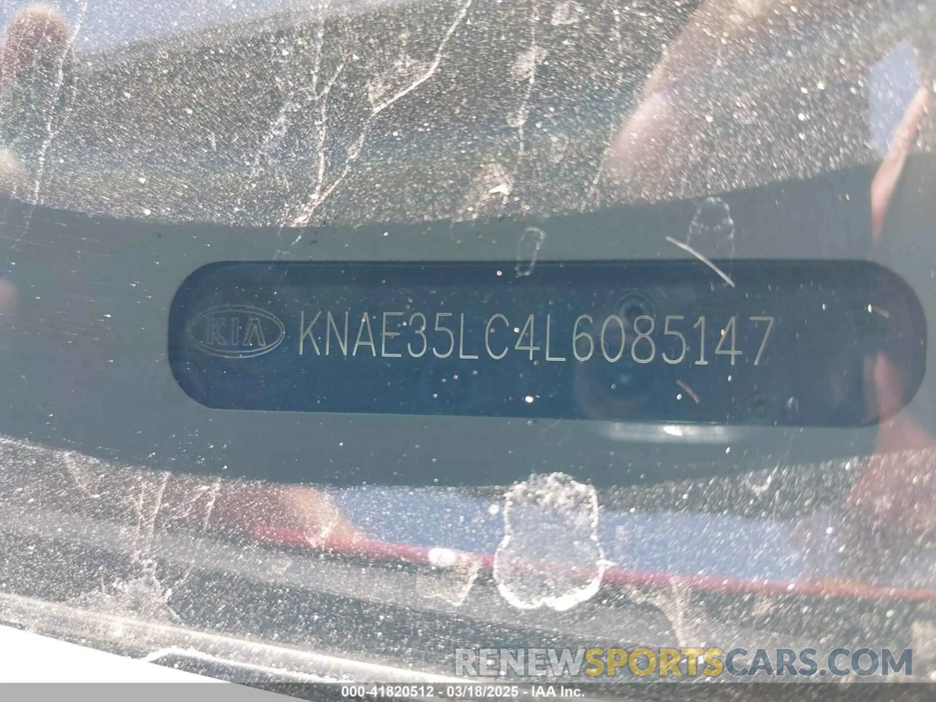 17 Photograph of a damaged car KNAE35LC4L6085147 KIA STINGER 2020