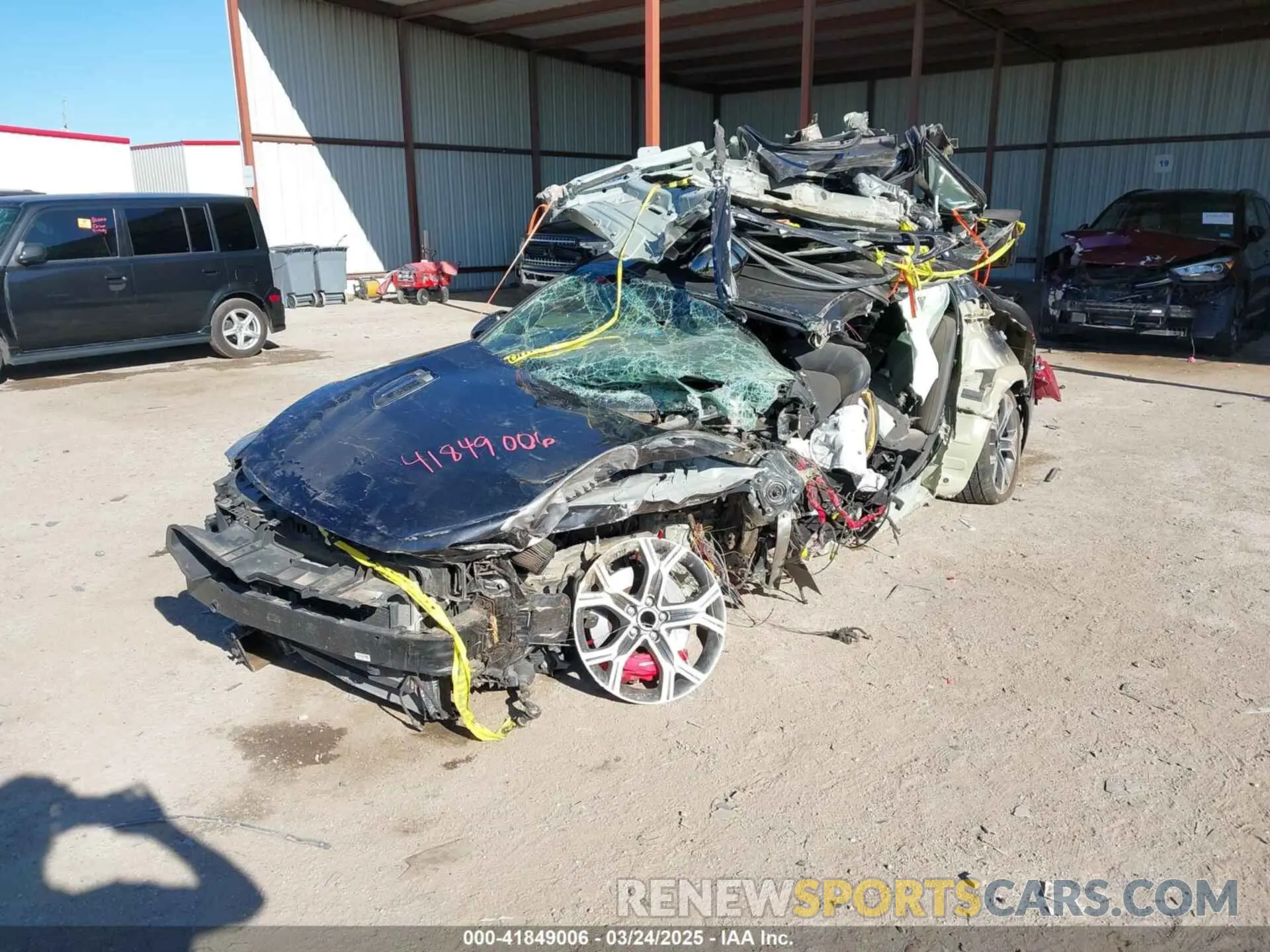 2 Photograph of a damaged car KNAE35LC5L6078451 KIA STINGER 2020