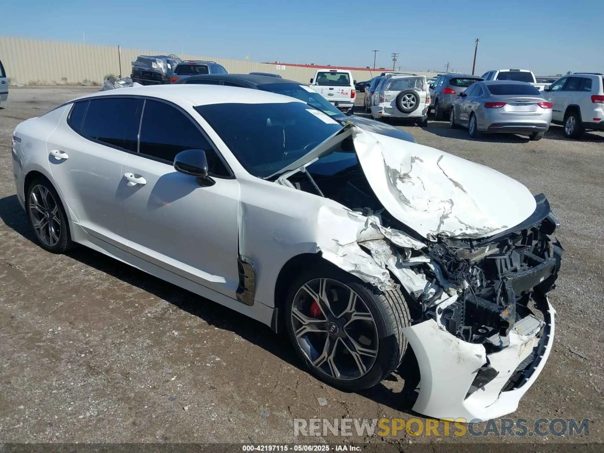 1 Photograph of a damaged car KNAE35LC5L6083083 KIA STINGER 2020