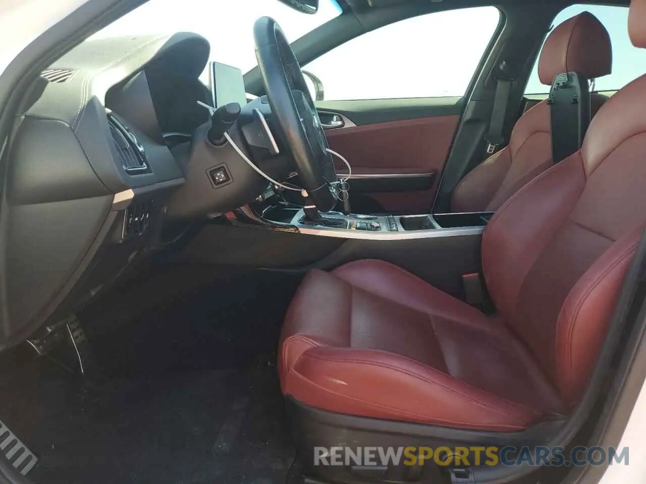 7 Photograph of a damaged car KNAE45LC2L6081904 KIA STINGER 2020