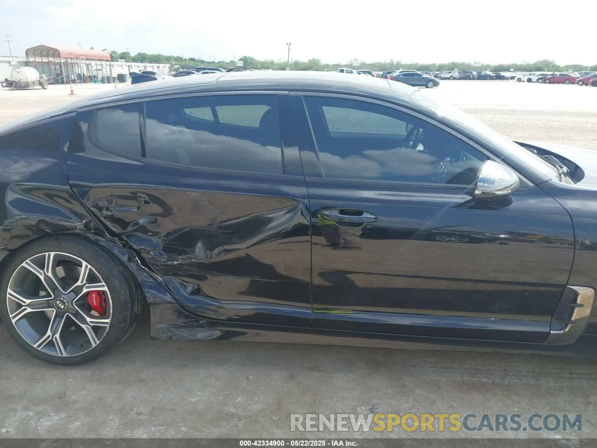 13 Фотография поврежденного автомобиля KNAE55LC0L6073491 KIA STINGER 2020