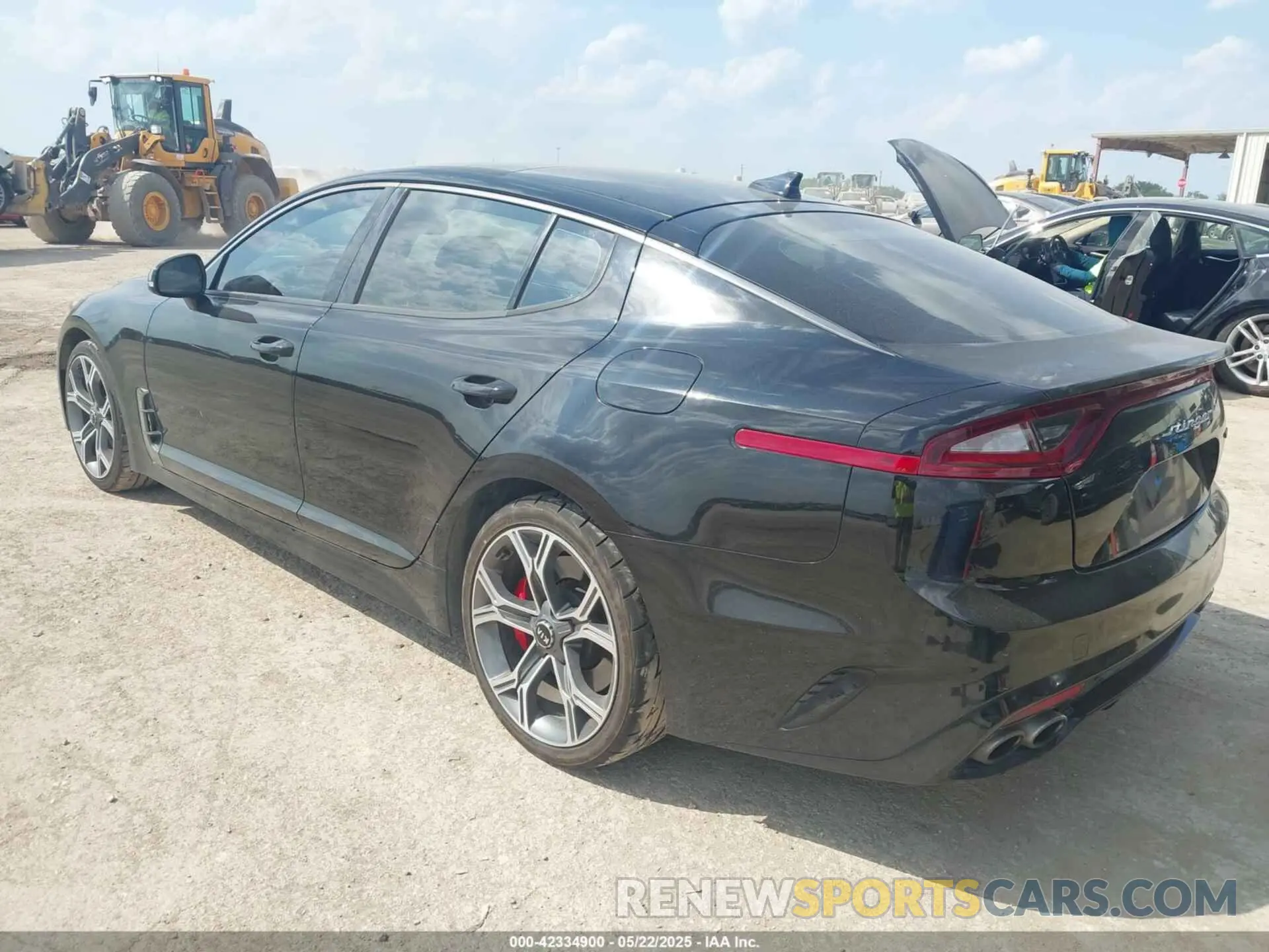 3 Фотография поврежденного автомобиля KNAE55LC0L6073491 KIA STINGER 2020