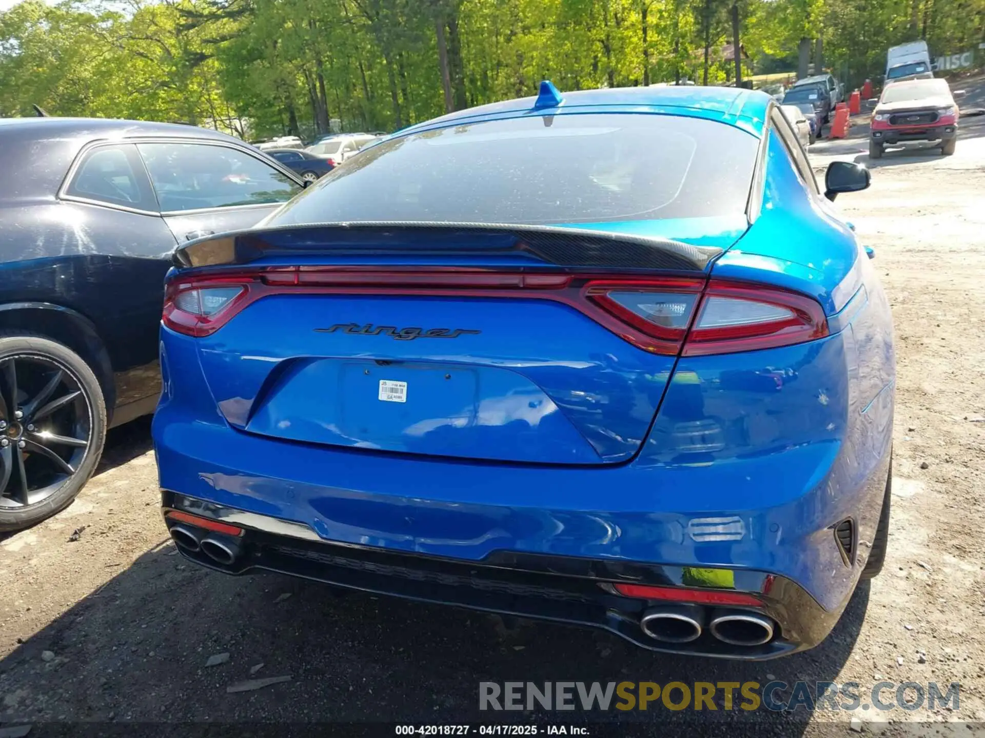 17 Фотография поврежденного автомобиля KNAE55LC5L6084695 KIA STINGER 2020