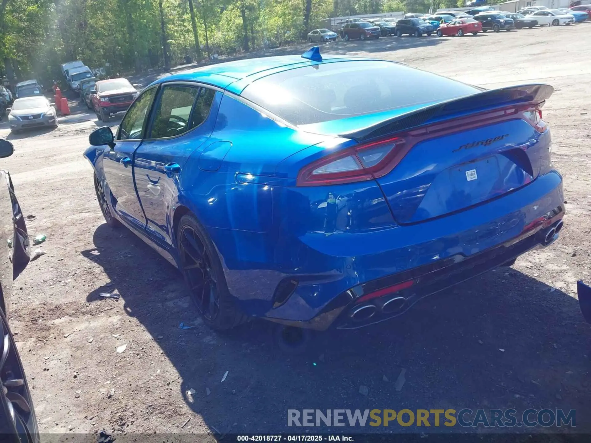 3 Фотография поврежденного автомобиля KNAE55LC5L6084695 KIA STINGER 2020