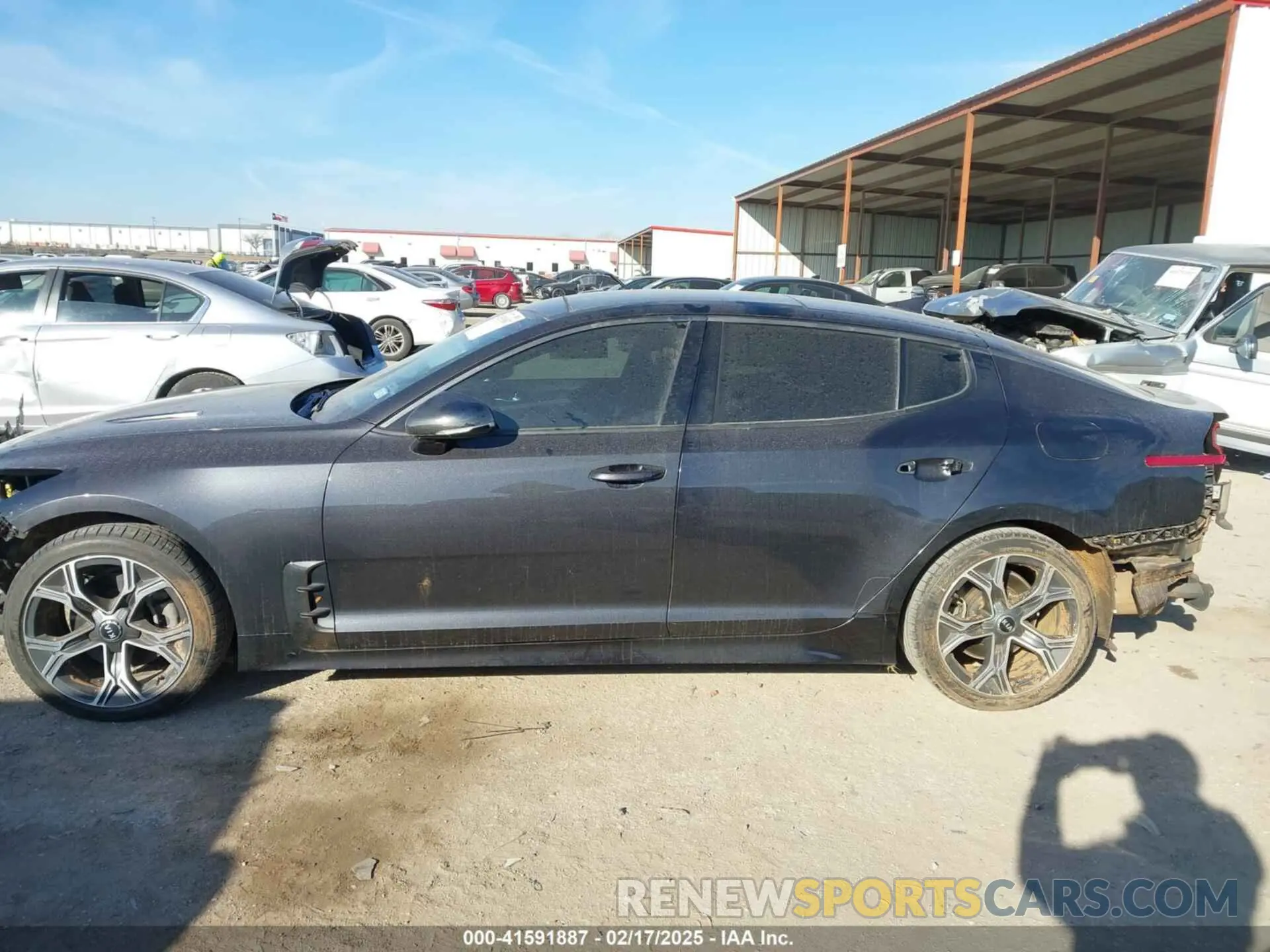 14 Photograph of a damaged car KNAE15LA3M6088482 KIA STINGER 2021