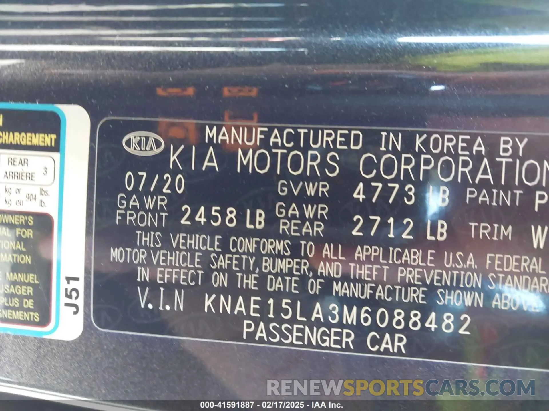 9 Photograph of a damaged car KNAE15LA3M6088482 KIA STINGER 2021