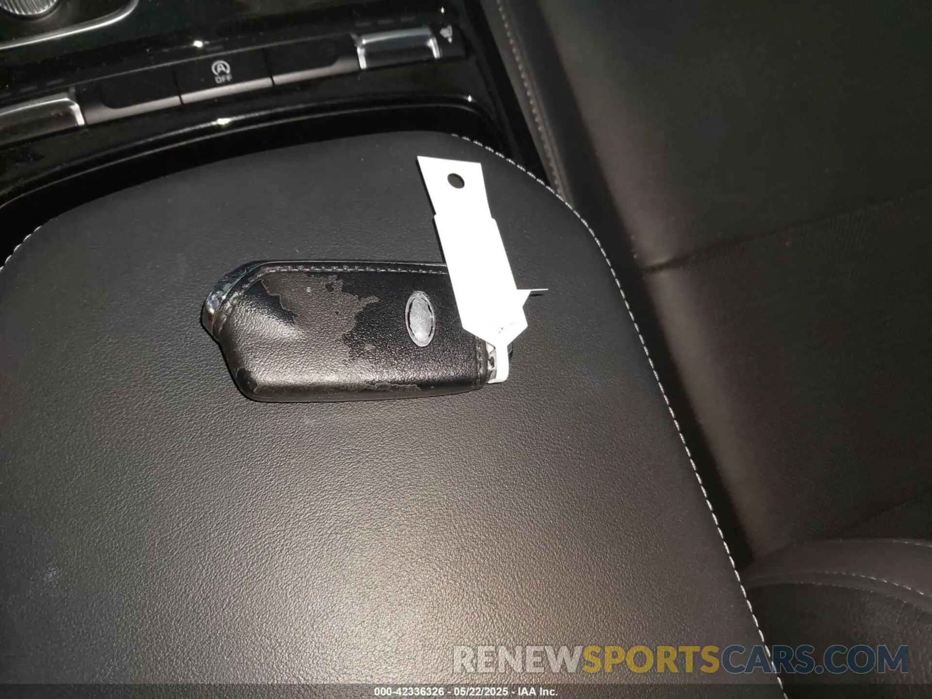 11 Photograph of a damaged car KNAE15LA9M6089328 KIA STINGER 2021