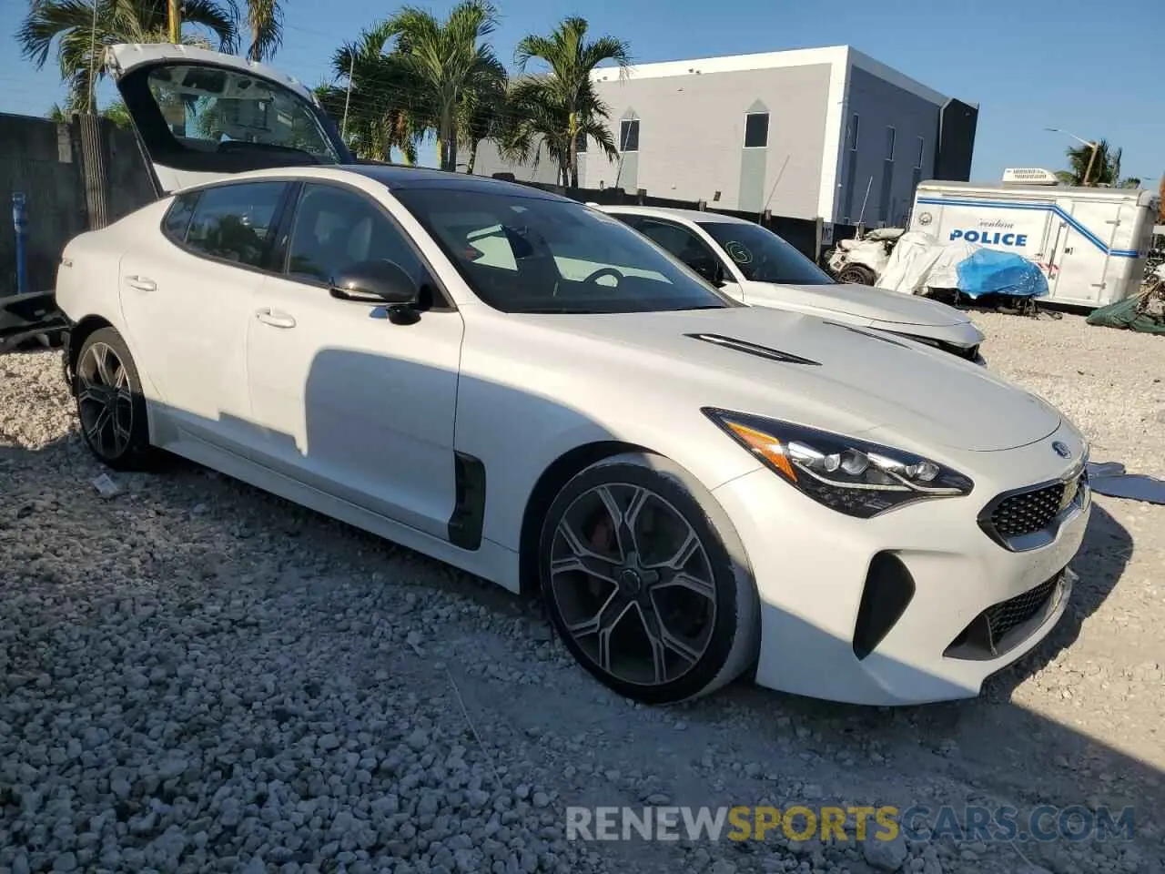 4 Photograph of a damaged car KNAE45LC6M6087917 KIA STINGER 2021