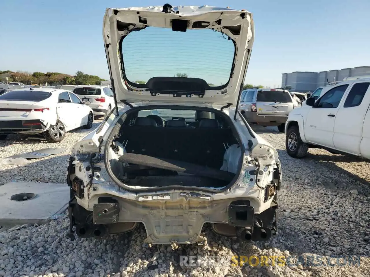 6 Photograph of a damaged car KNAE45LC6M6087917 KIA STINGER 2021