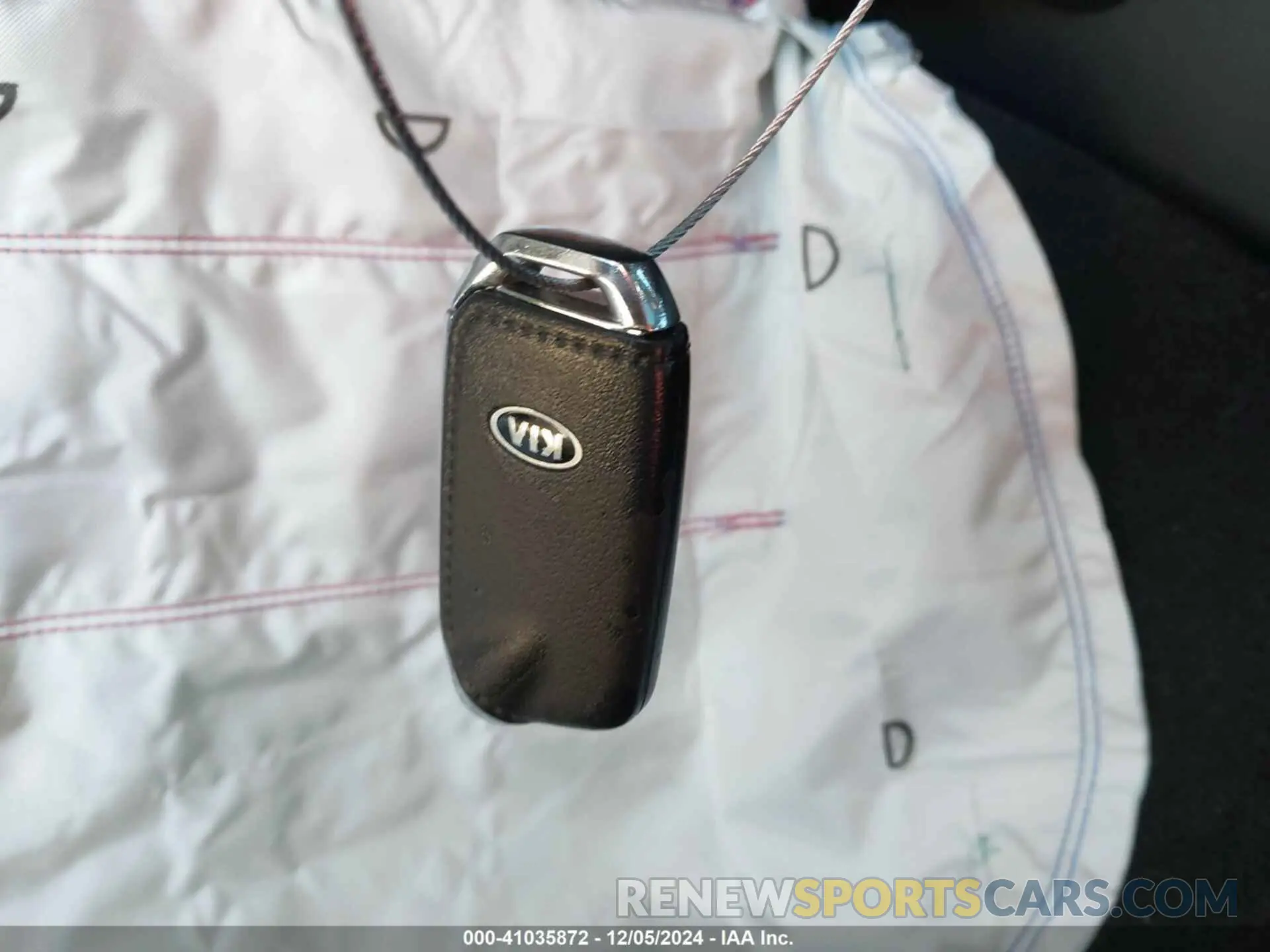 11 Photograph of a damaged car KNAE55LC3M6089699 KIA STINGER 2021