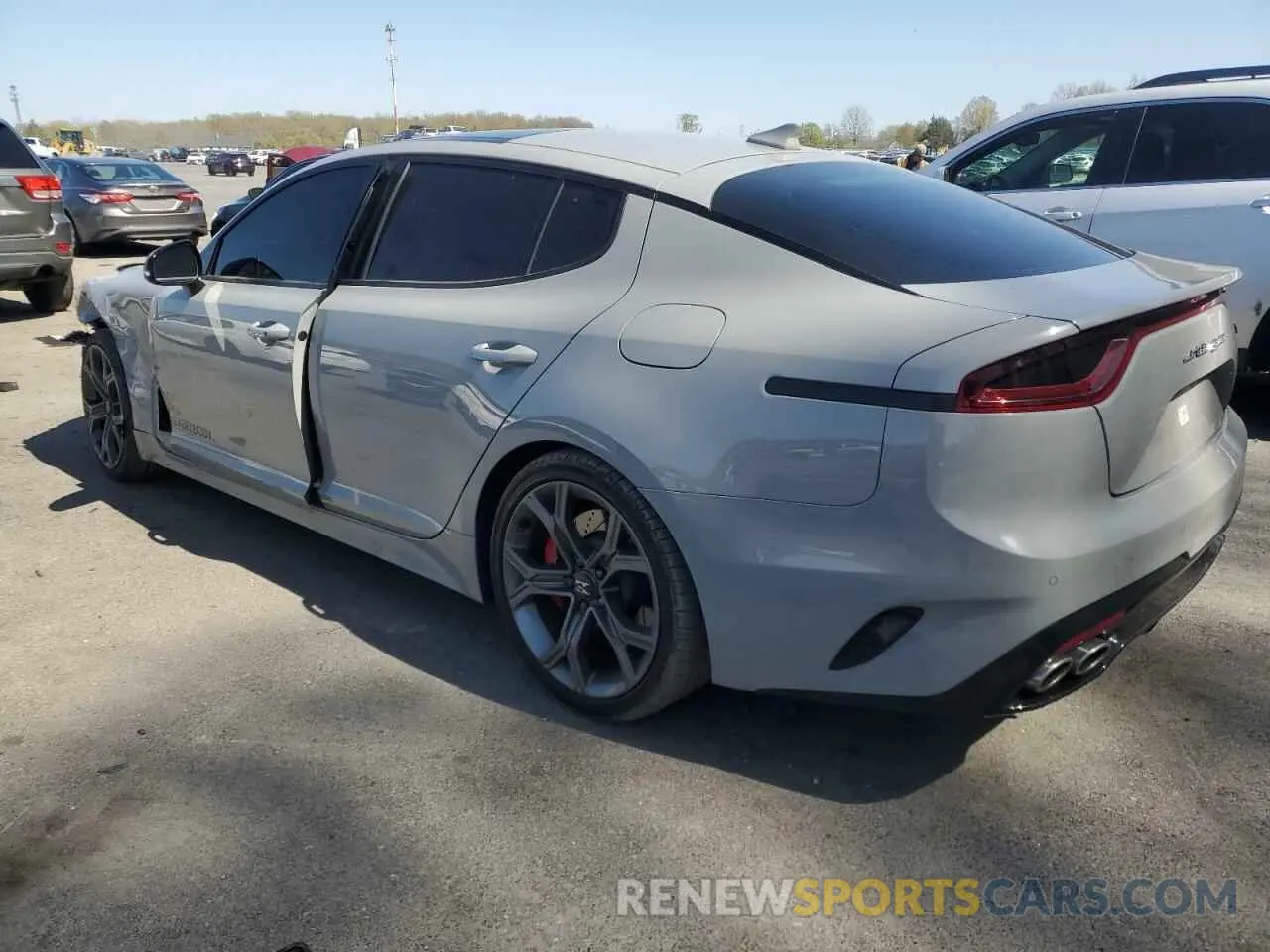2 Фотография поврежденного автомобиля KNAE55LC4M6088562 KIA STINGER 2021
