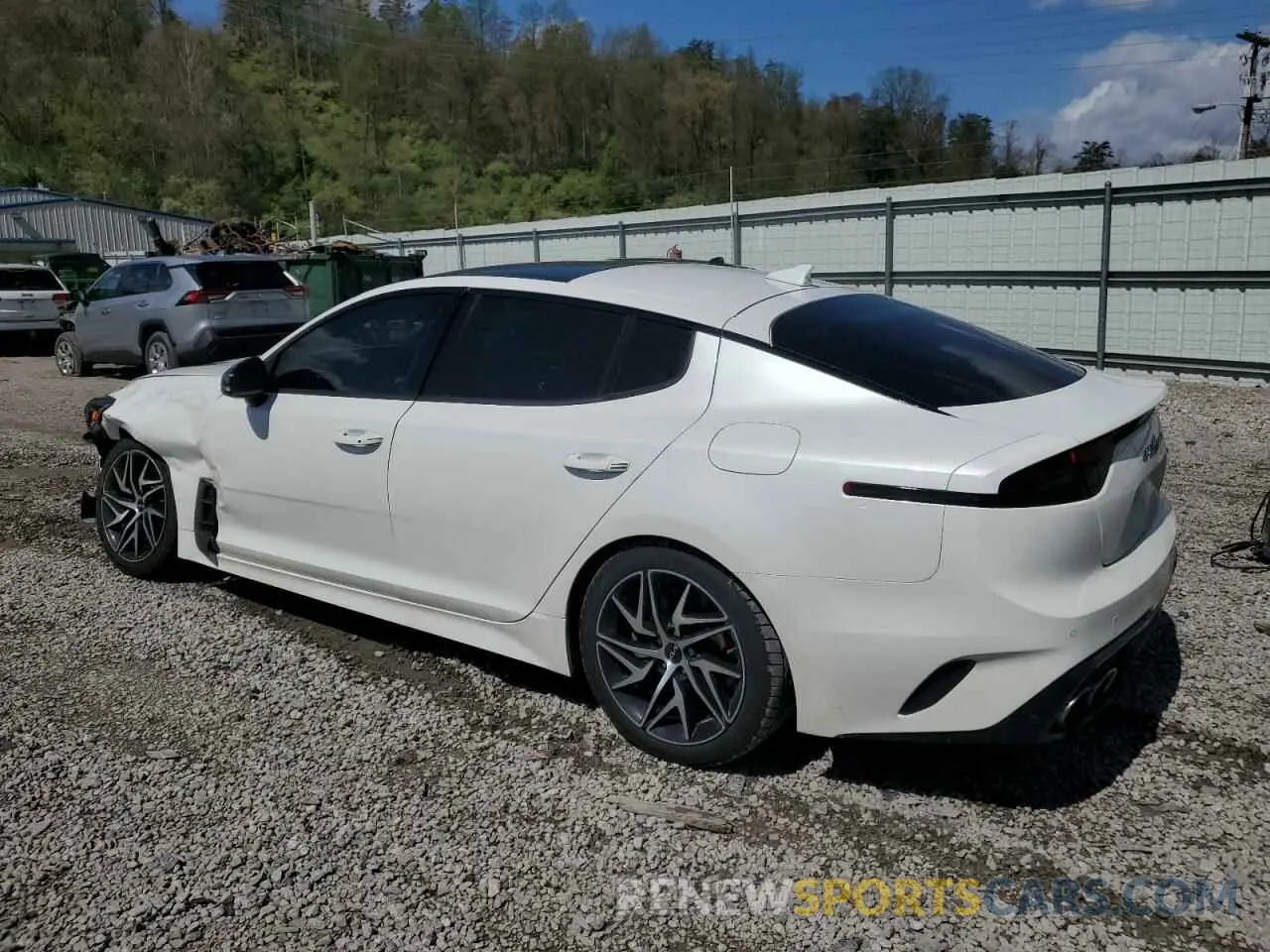 2 Фотография поврежденного автомобиля KNAE35LD2N6119050 KIA STINGER 2022
