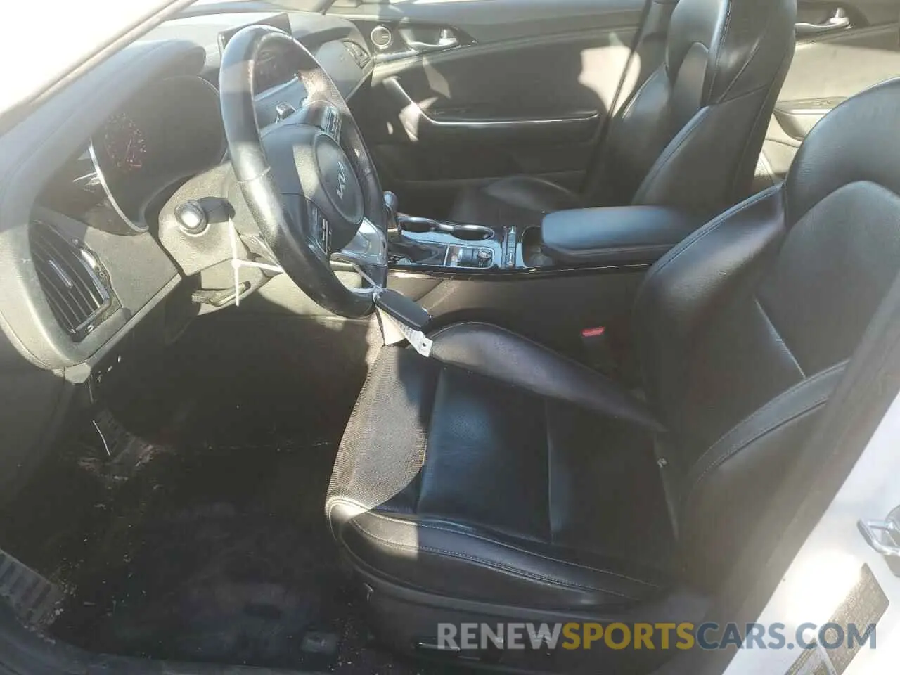 7 Photograph of a damaged car KNAE35LD3N6100930 KIA STINGER 2022