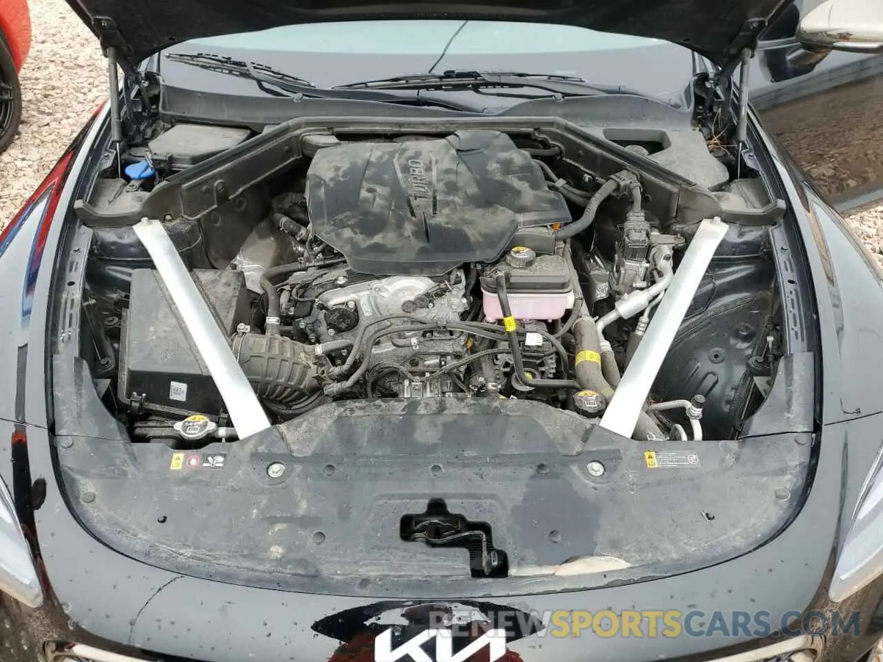 11 Photograph of a damaged car KNAE35LD3N6110325 KIA STINGER 2022