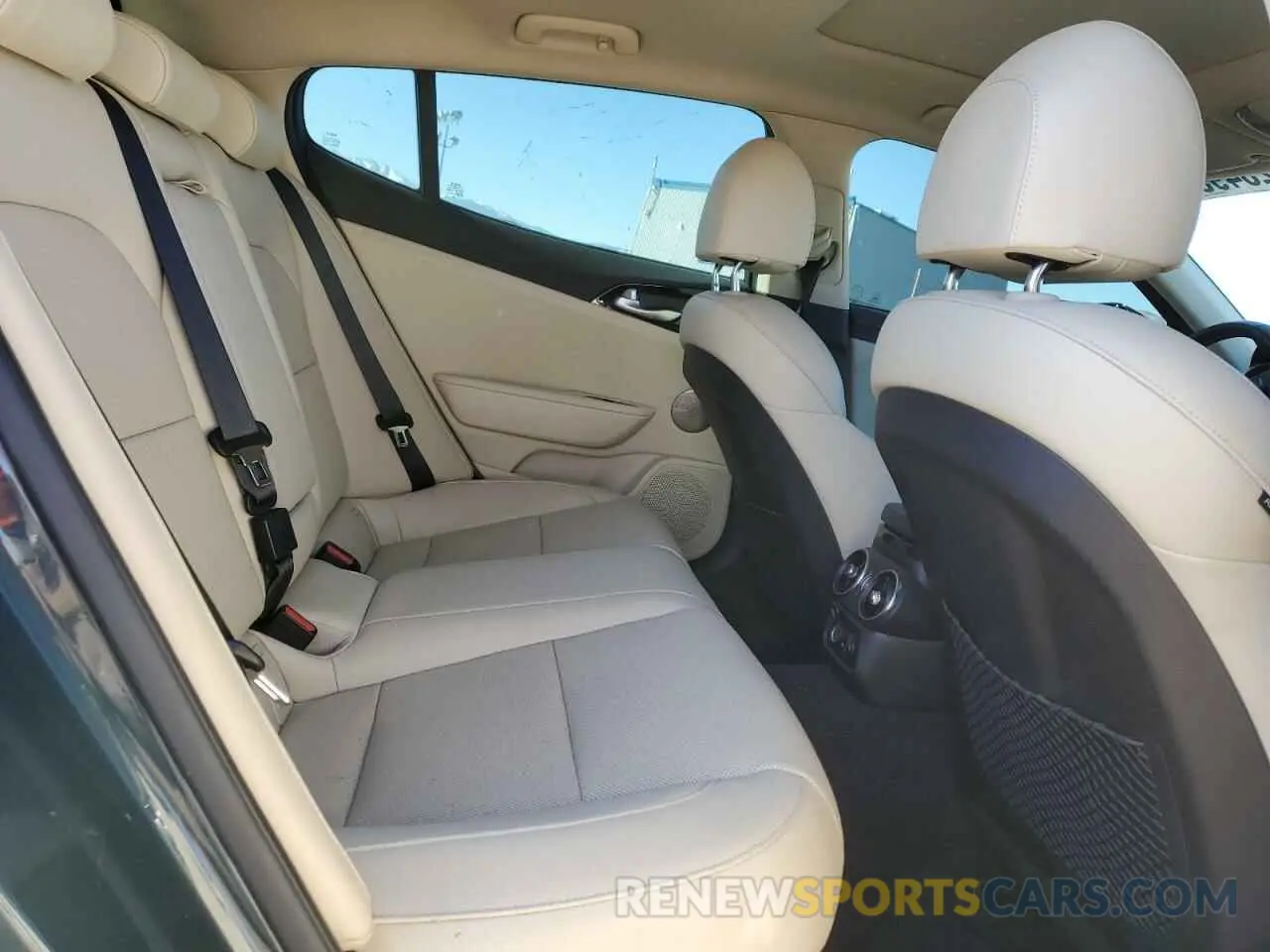 10 Фотография поврежденного автомобиля KNAE35LD4N6113430 KIA STINGER 2022
