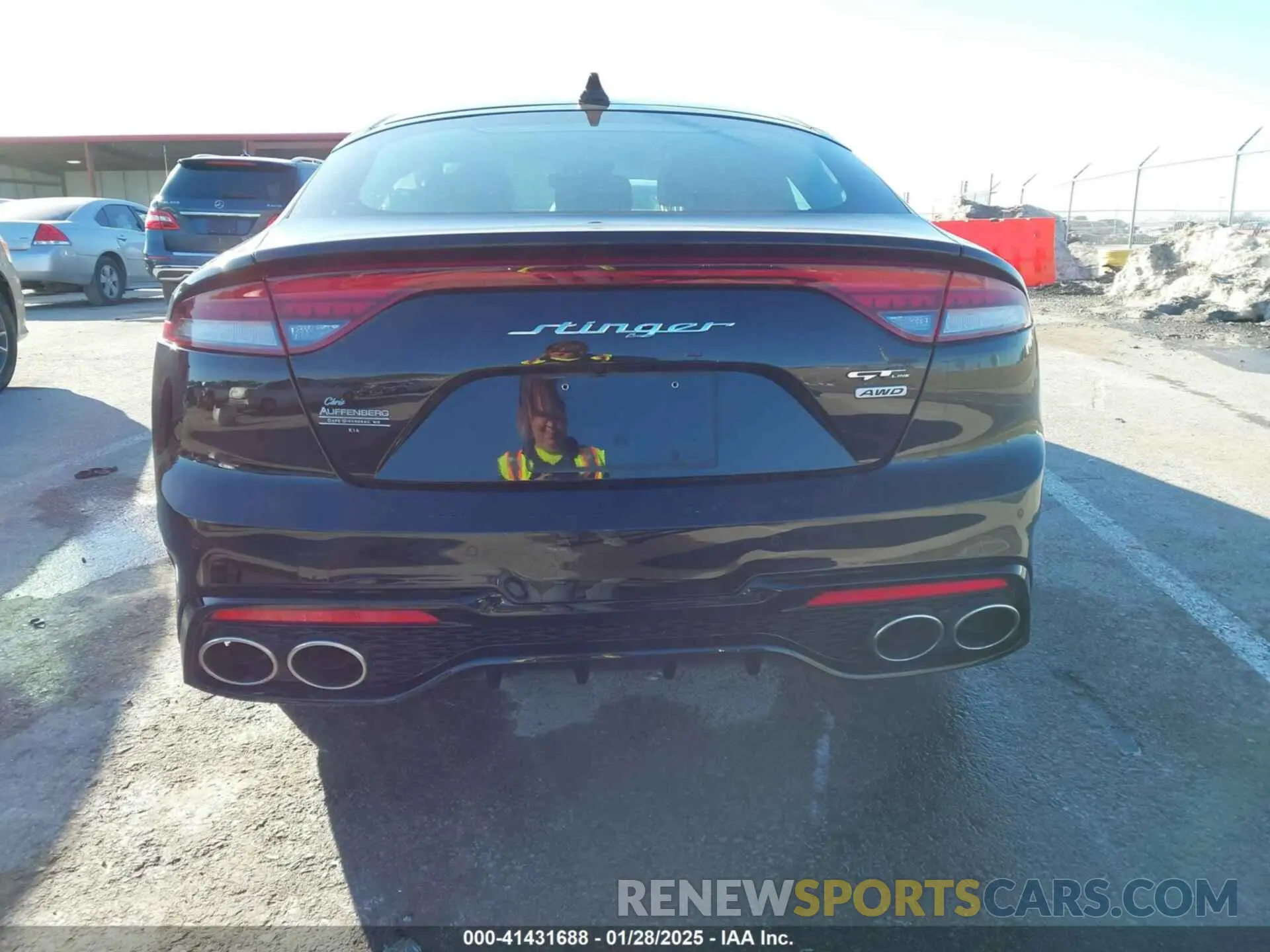 16 Photograph of a damaged car KNAE35LD5N6117597 KIA STINGER 2022