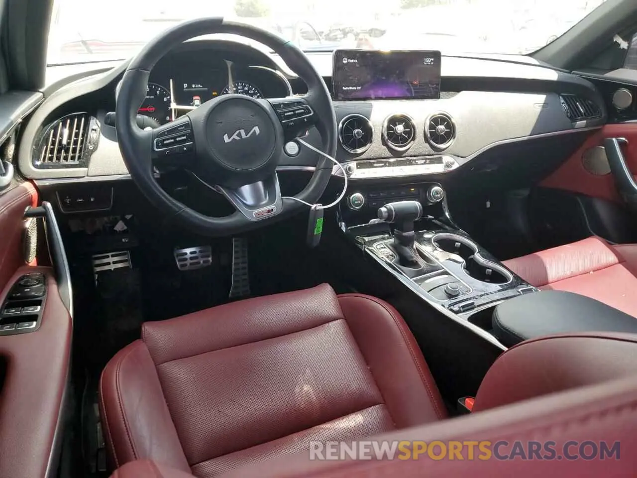8 Фотография поврежденного автомобиля KNAE35LD7N6117648 KIA STINGER 2022