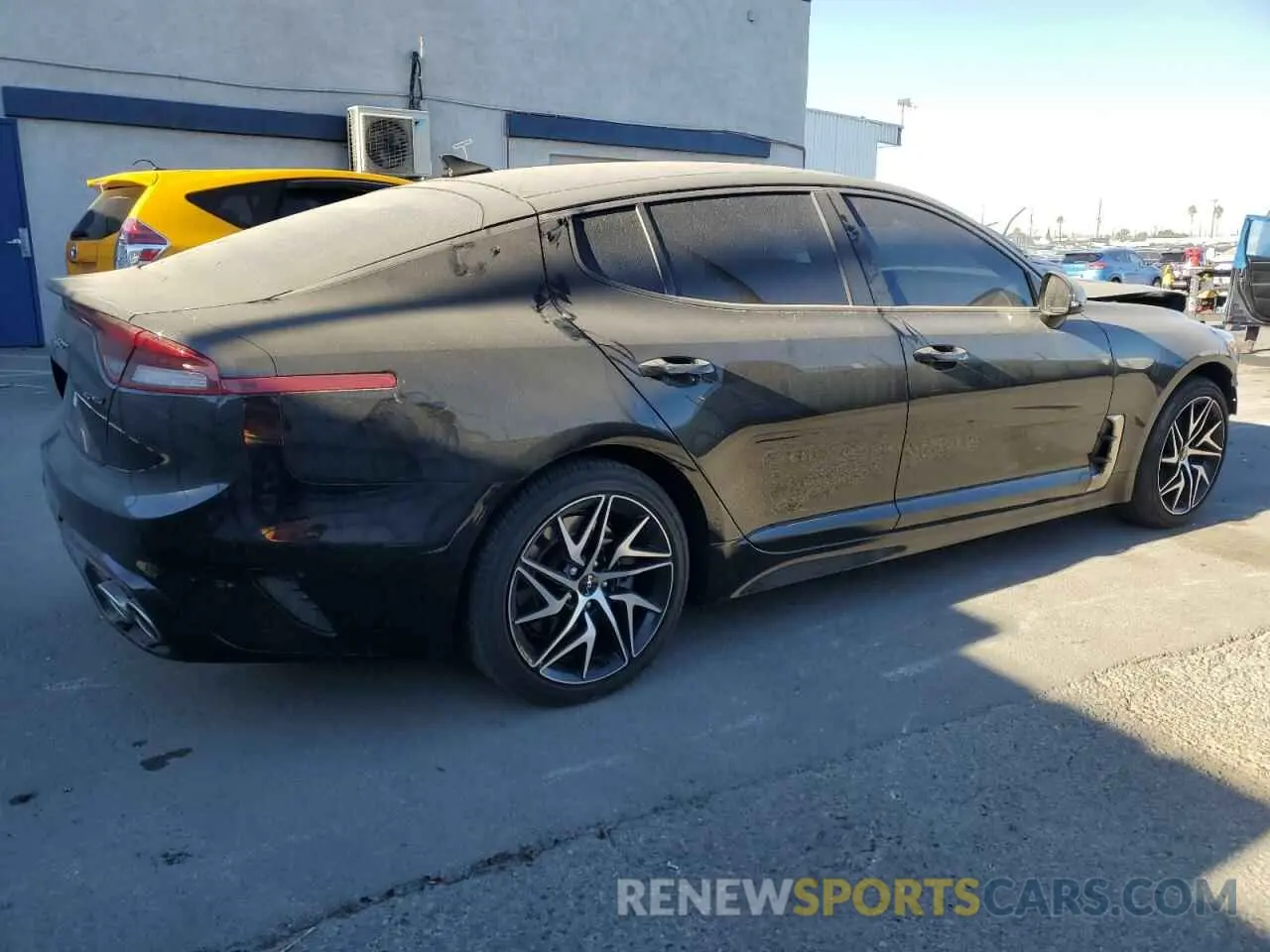 3 Photograph of a damaged car KNAE35LD9N6117117 KIA STINGER 2022