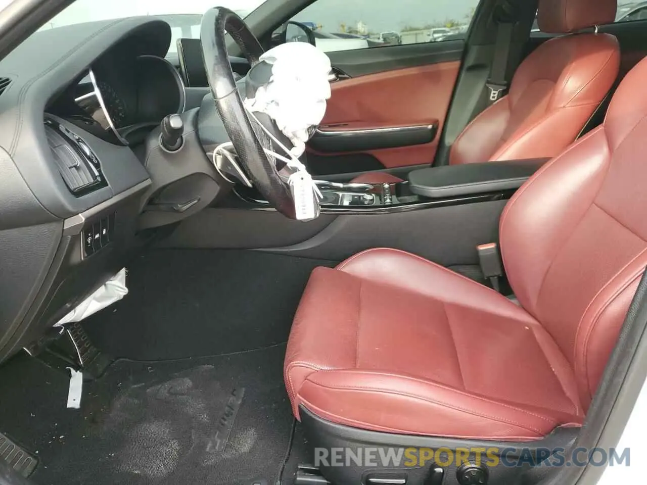 7 Photograph of a damaged car KNAE35LDXN6103341 KIA STINGER 2022