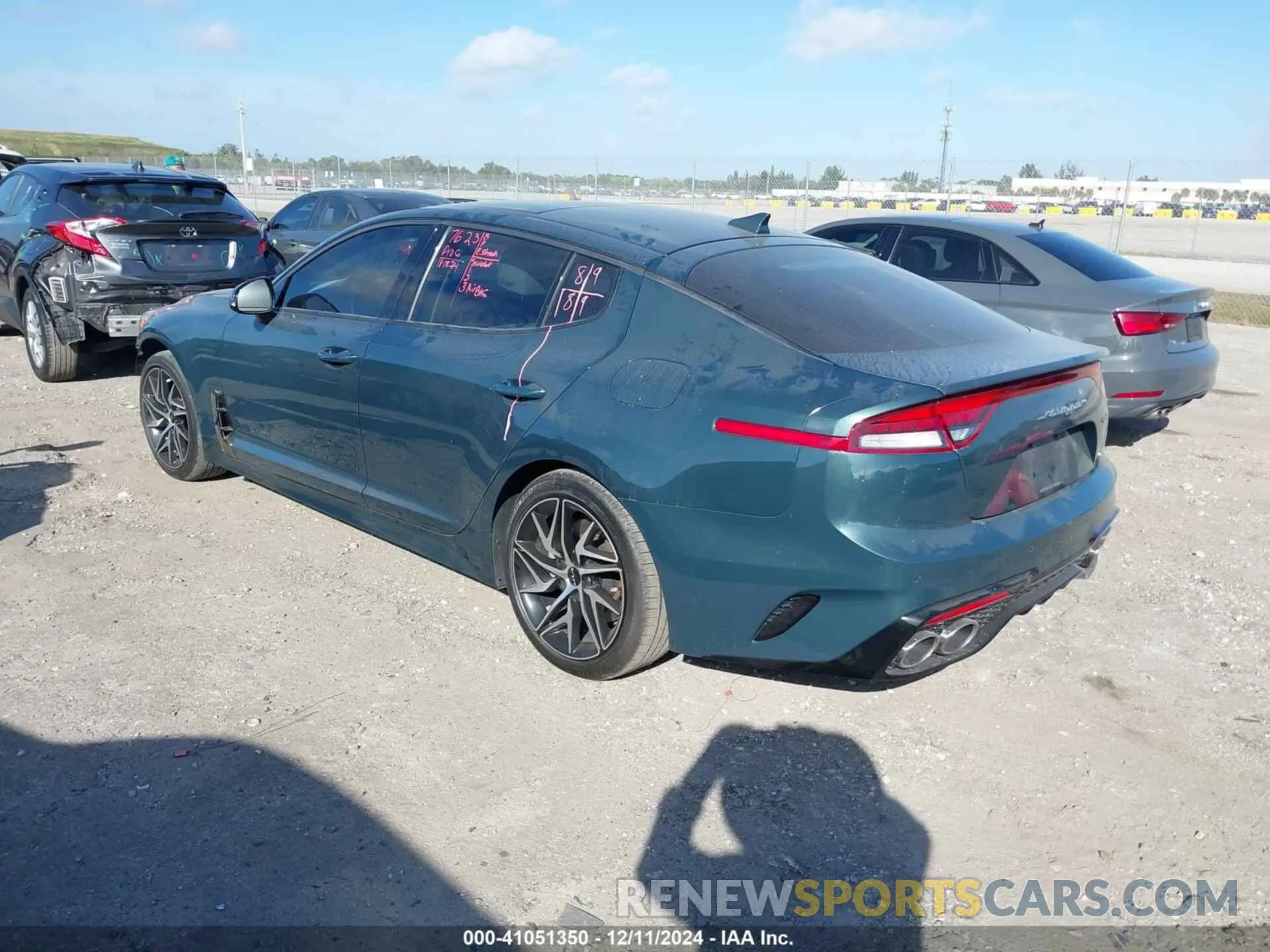 3 Photograph of a damaged car KNAE35LDXN6116199 KIA STINGER 2022