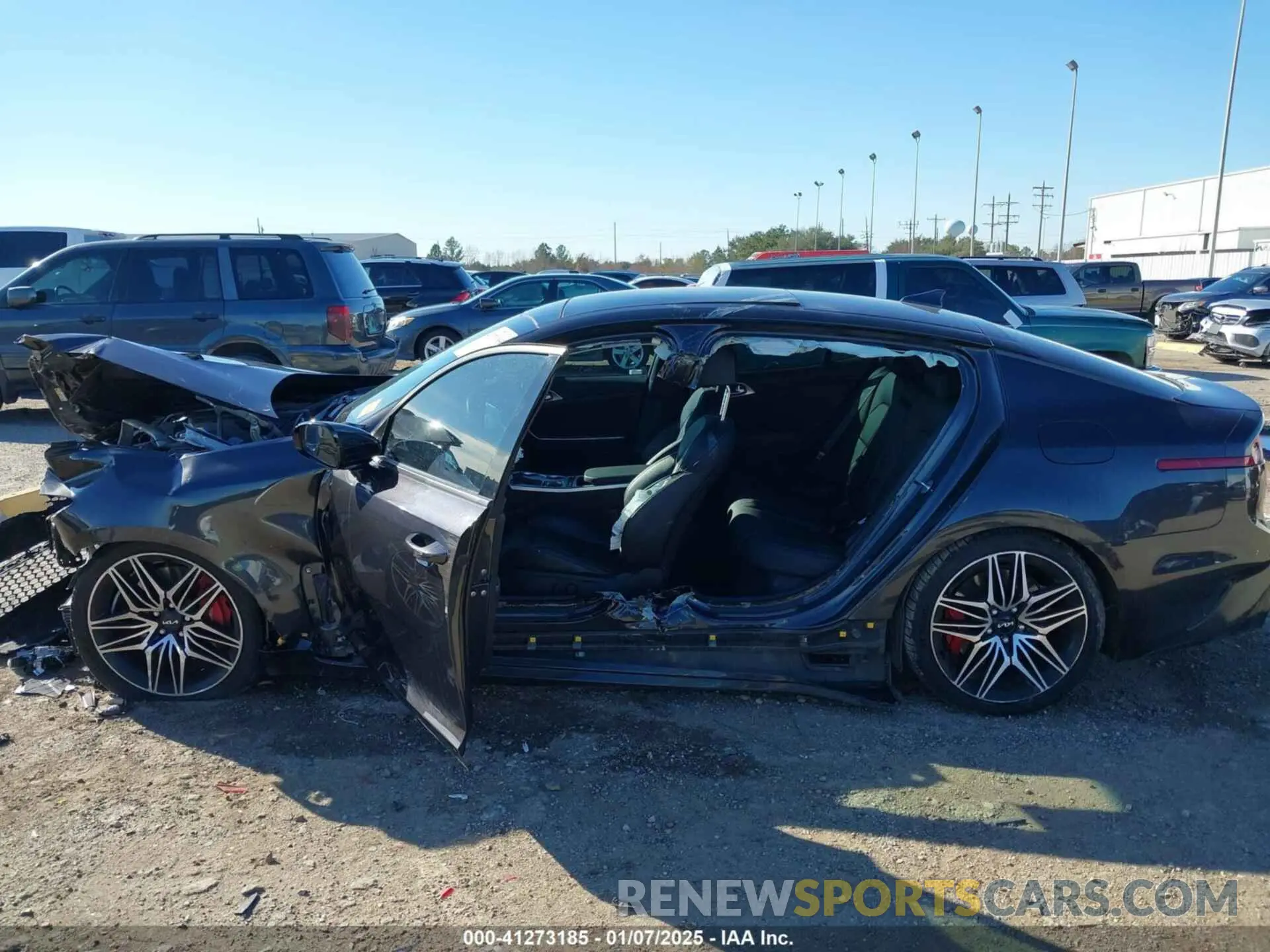 15 Photograph of a damaged car KNAE45LC2N6102009 KIA STINGER 2022