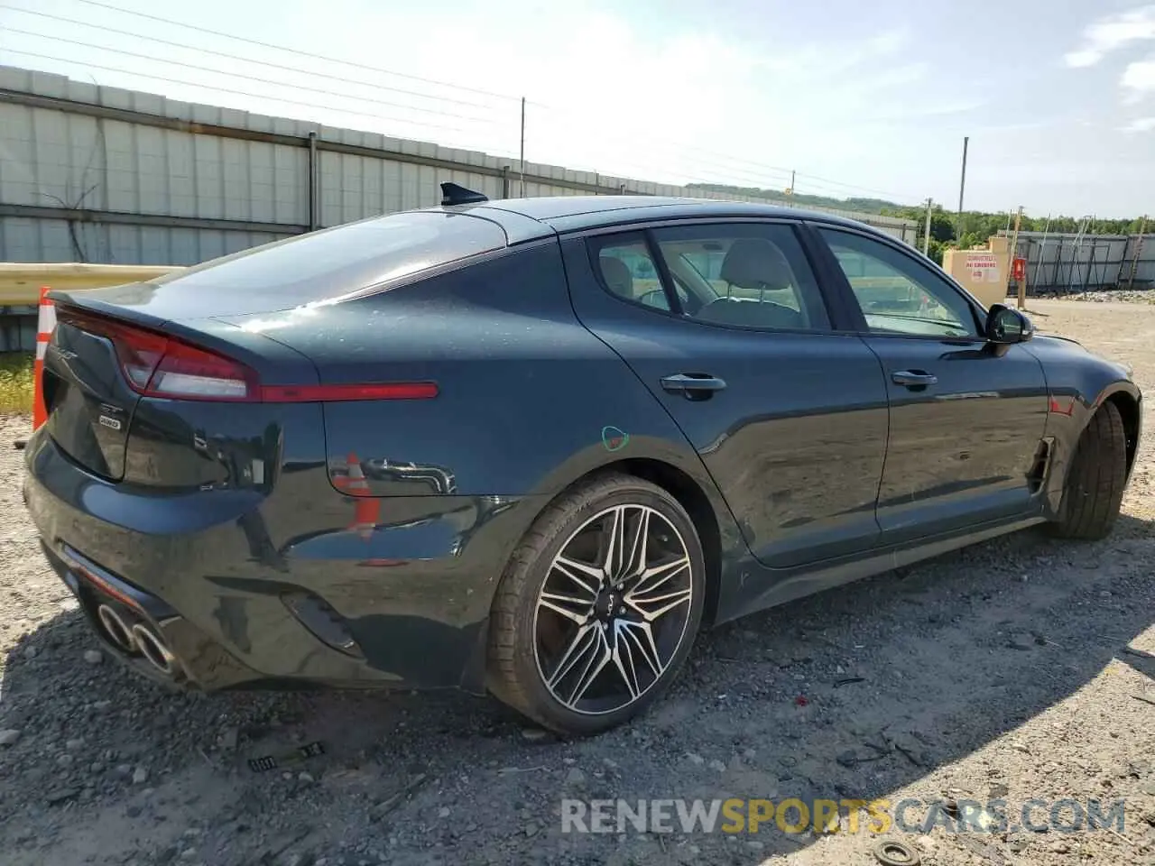 3 Фотография поврежденного автомобиля KNAE45LC3N6119837 KIA STINGER 2022