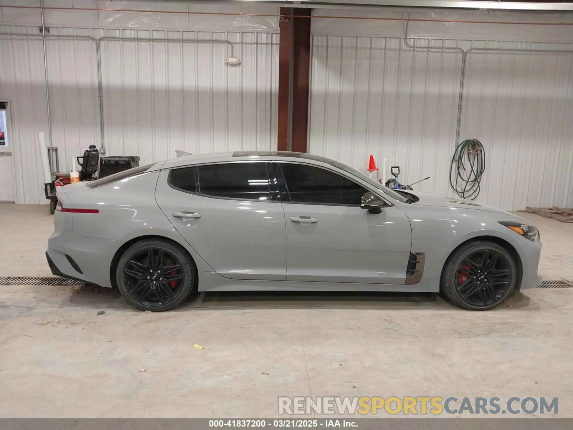 13 Фотография поврежденного автомобиля KNAE45LC4N6119846 KIA STINGER 2022