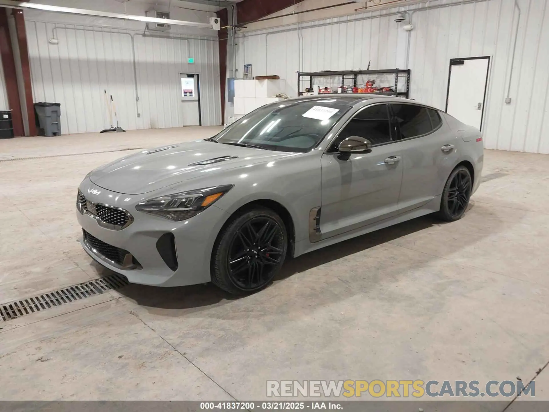 2 Фотография поврежденного автомобиля KNAE45LC4N6119846 KIA STINGER 2022