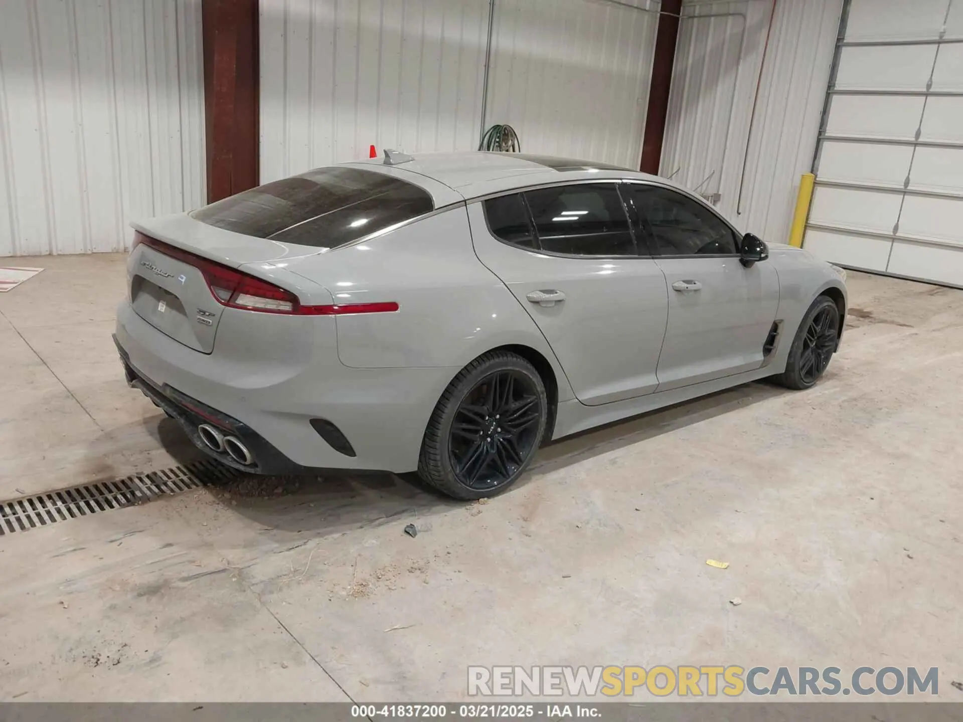 4 Фотография поврежденного автомобиля KNAE45LC4N6119846 KIA STINGER 2022