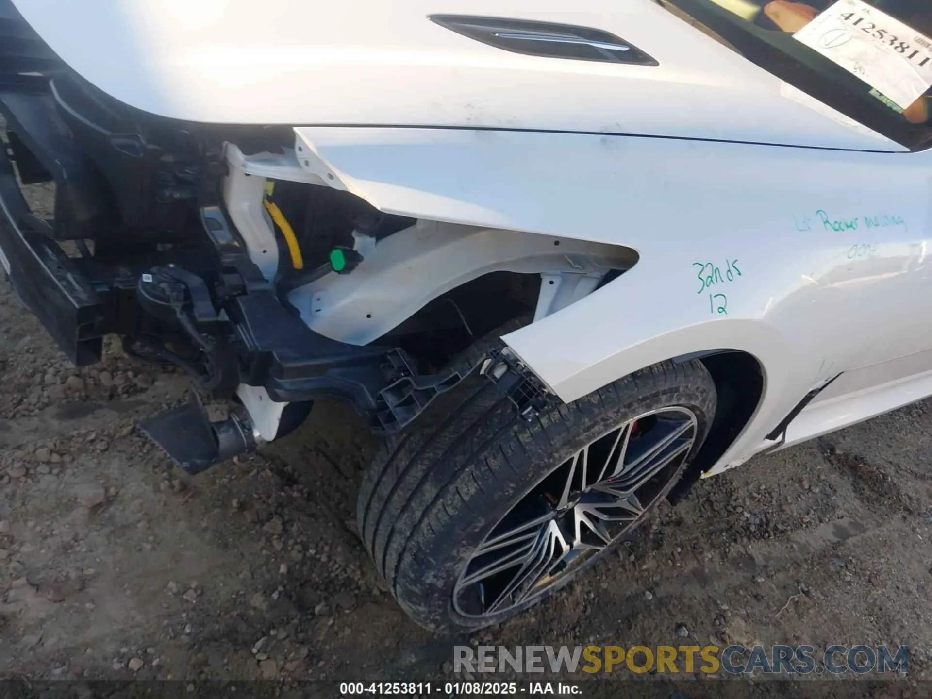 18 Photograph of a damaged car KNAE45LC6N6100392 KIA STINGER 2022