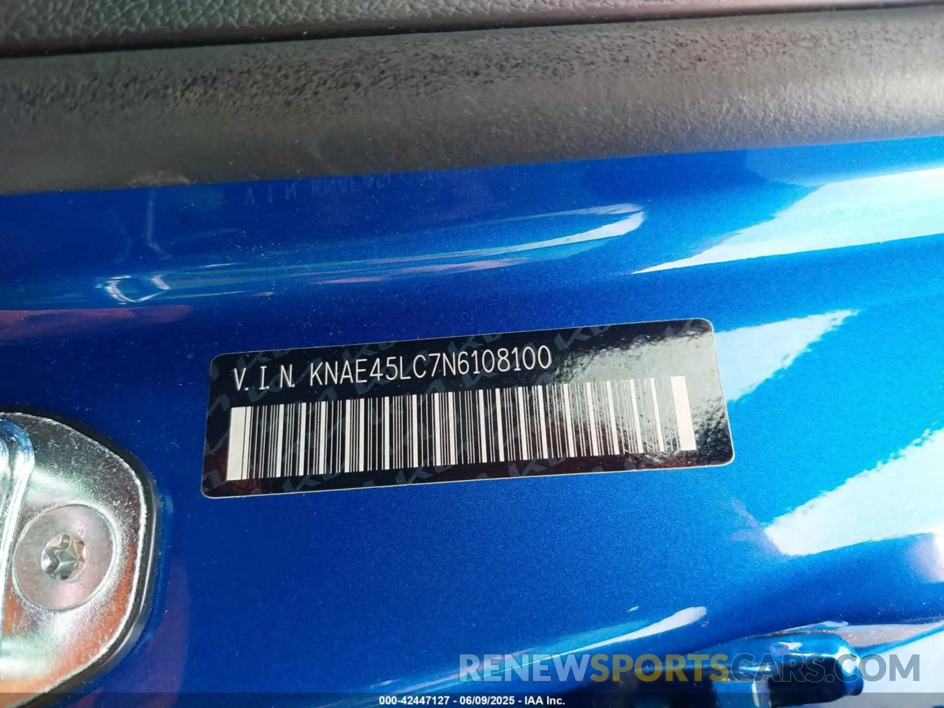 9 Photograph of a damaged car KNAE45LC7N6108100 KIA STINGER 2022