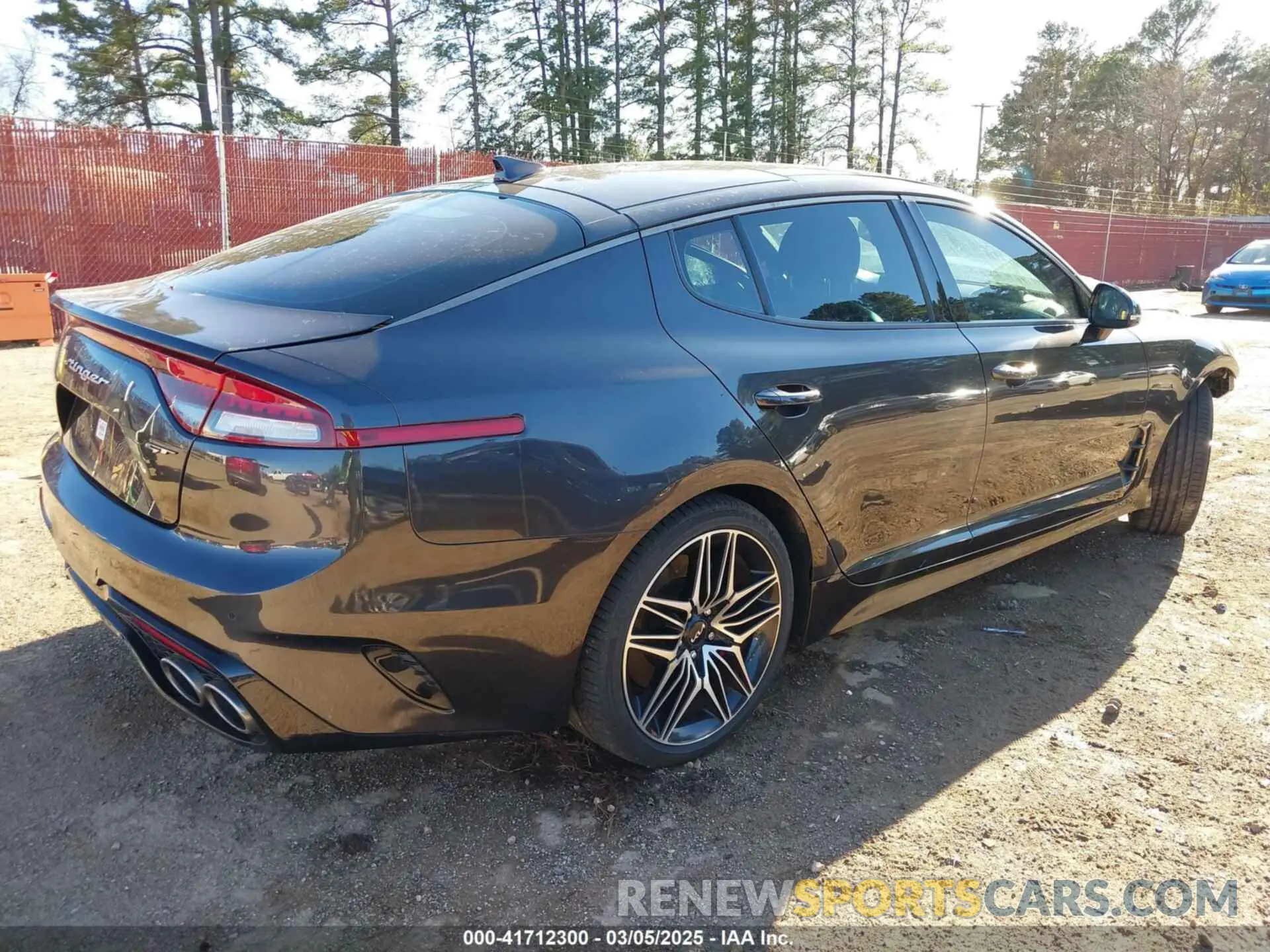 4 Photograph of a damaged car KNAE45LC8N6111815 KIA STINGER 2022