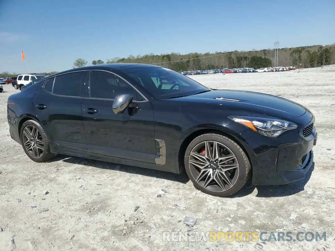 4 Photograph of a damaged car KNAE55LC5N6104558 KIA STINGER 2022