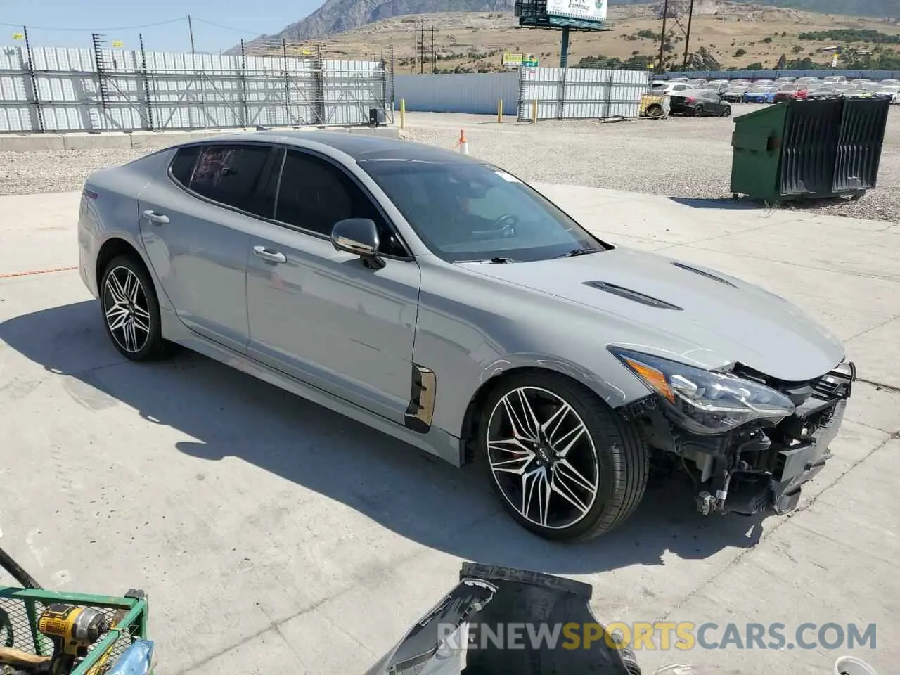 4 Photograph of a damaged car KNAE55LC5N6109811 KIA STINGER 2022