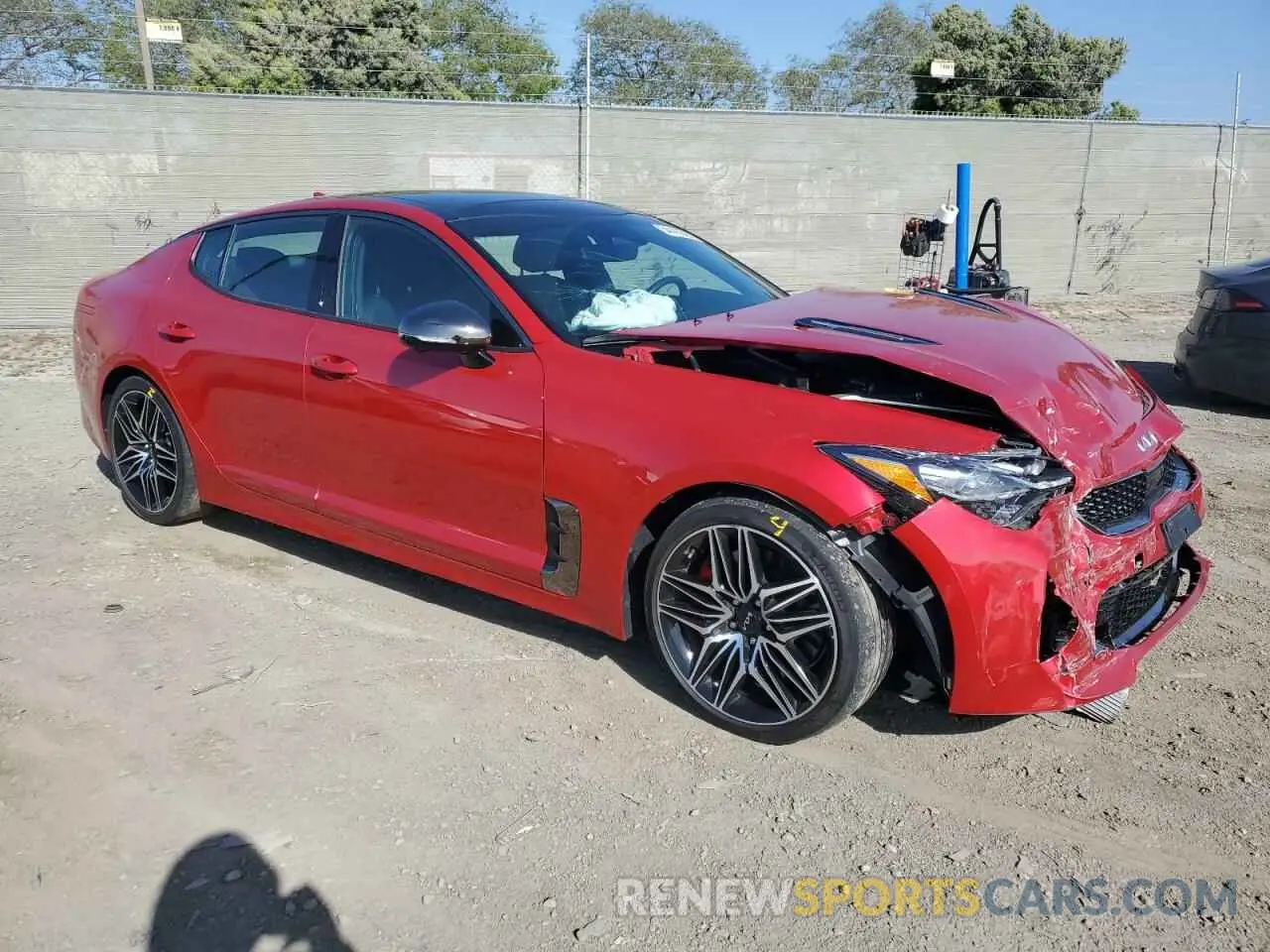 4 Фотография поврежденного автомобиля KNAE55LC7N6101855 KIA STINGER 2022