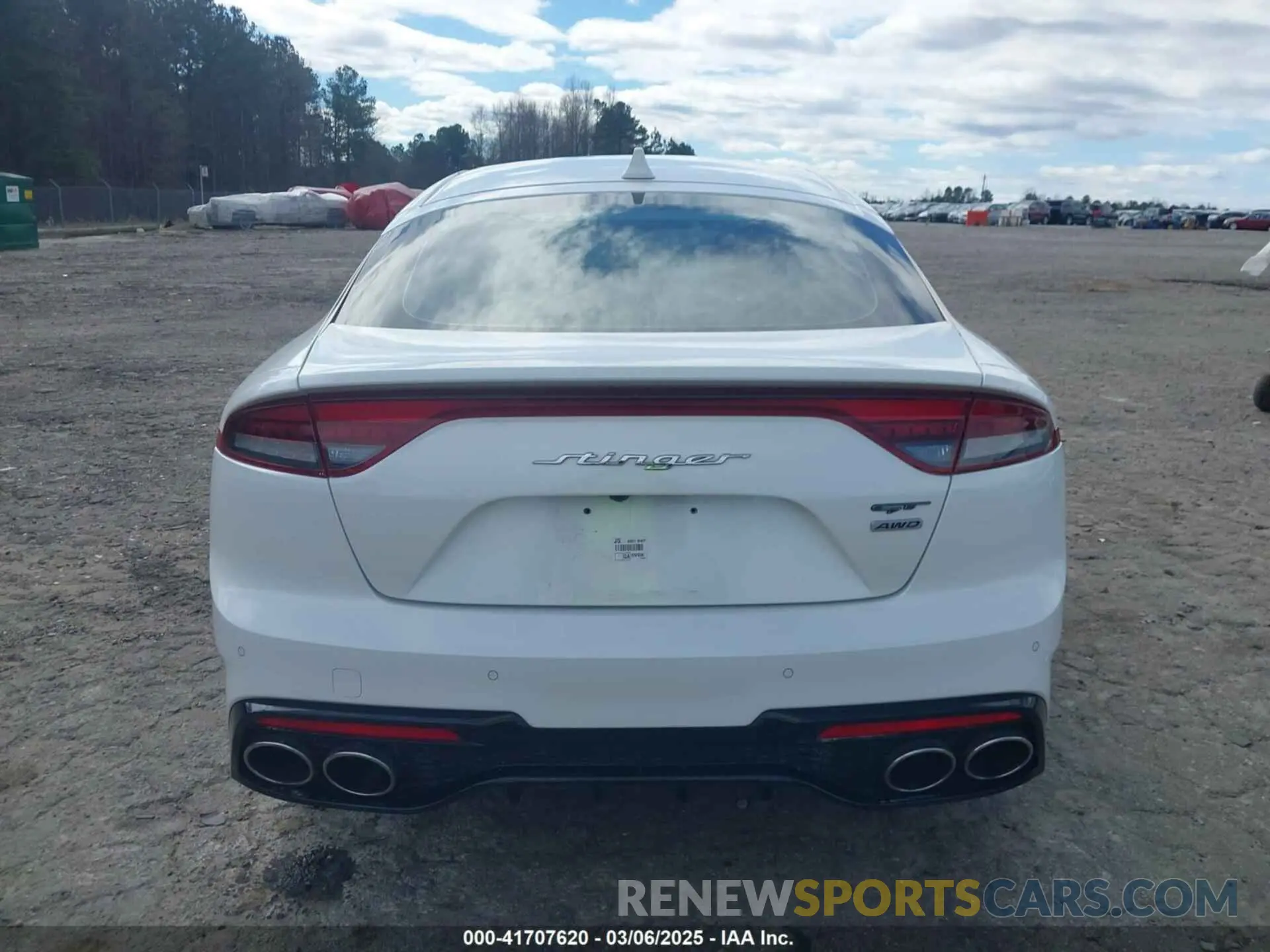 17 Photograph of a damaged car KNAE55LC9N6104613 KIA STINGER 2022