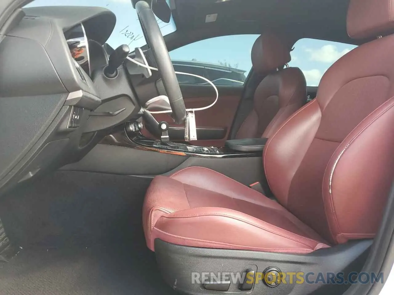 7 Photograph of a damaged car KNAE35LD4P6137200 KIA STINGER 2023