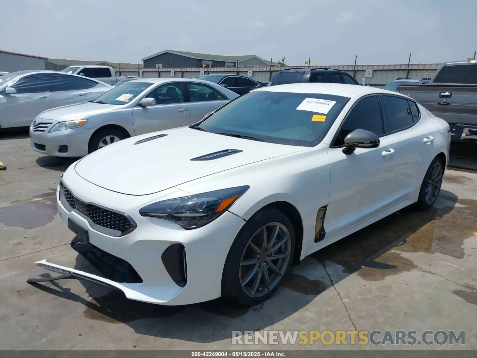 2 Фотография поврежденного автомобиля KNAE35LD8P6132386 KIA STINGER 2023