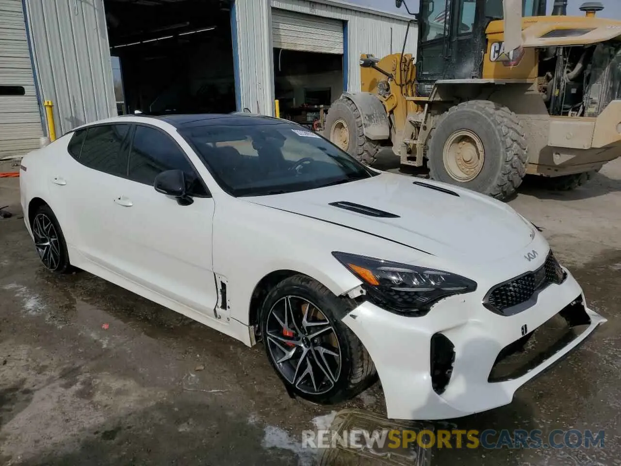 4 Photograph of a damaged car KNAE35LDXP6131353 KIA STINGER 2023