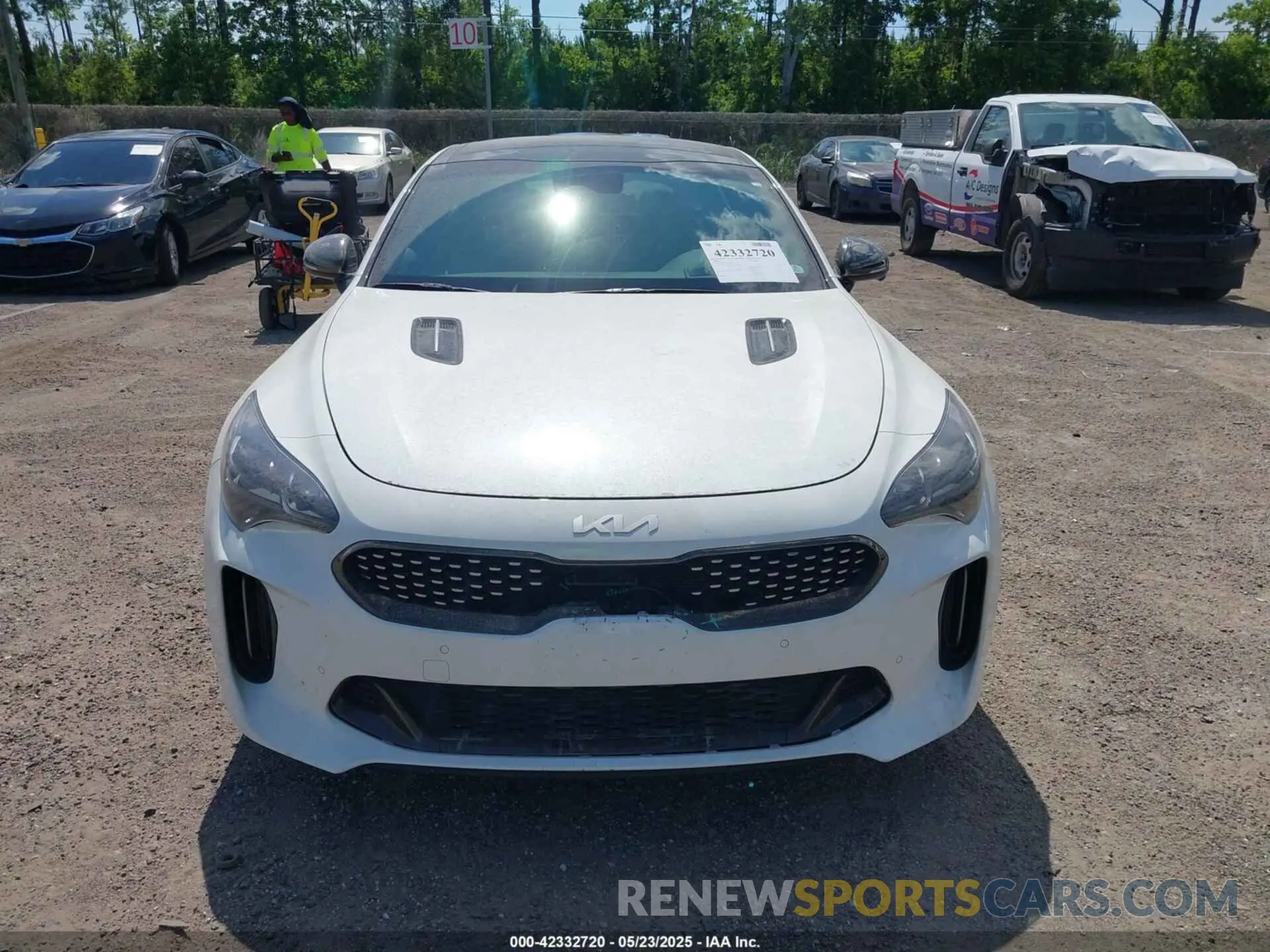 12 Photograph of a damaged car KNAE55LCXP6129216 KIA STINGER 2023