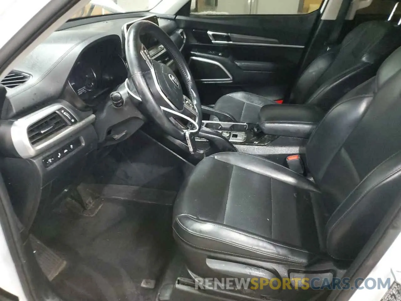 7 Photograph of a damaged car 5XYP24HC1LG029679 KIA TELLURIDE 2020