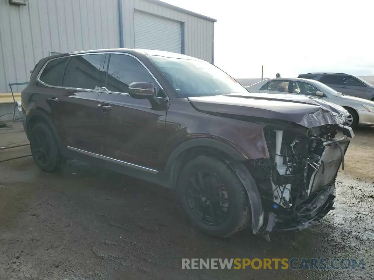 4 Photograph of a damaged car 5XYP24HC6LG059552 KIA TELLURIDE 2020