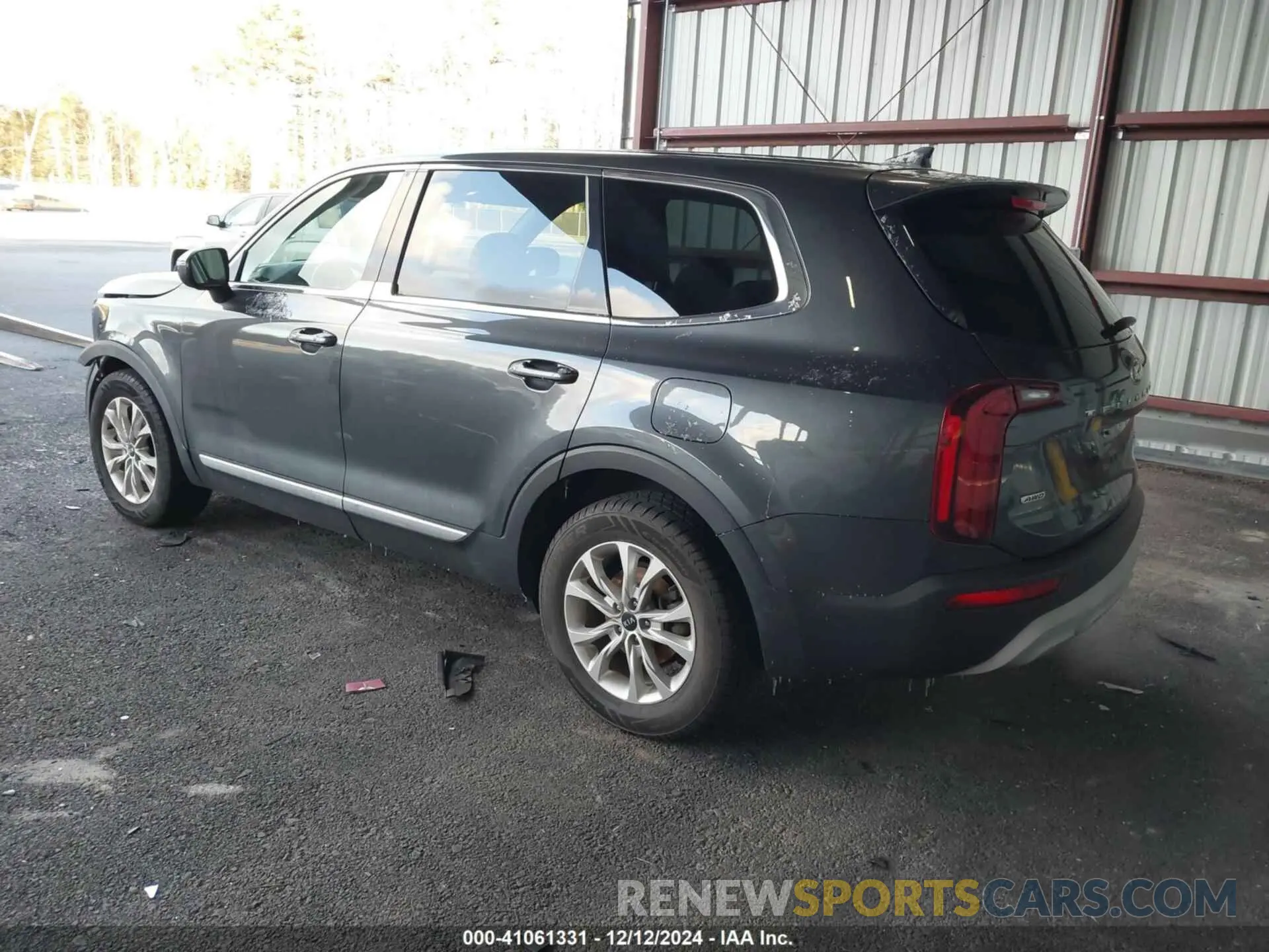 3 Photograph of a damaged car 5XYP2DHC4LG012987 KIA TELLURIDE 2020