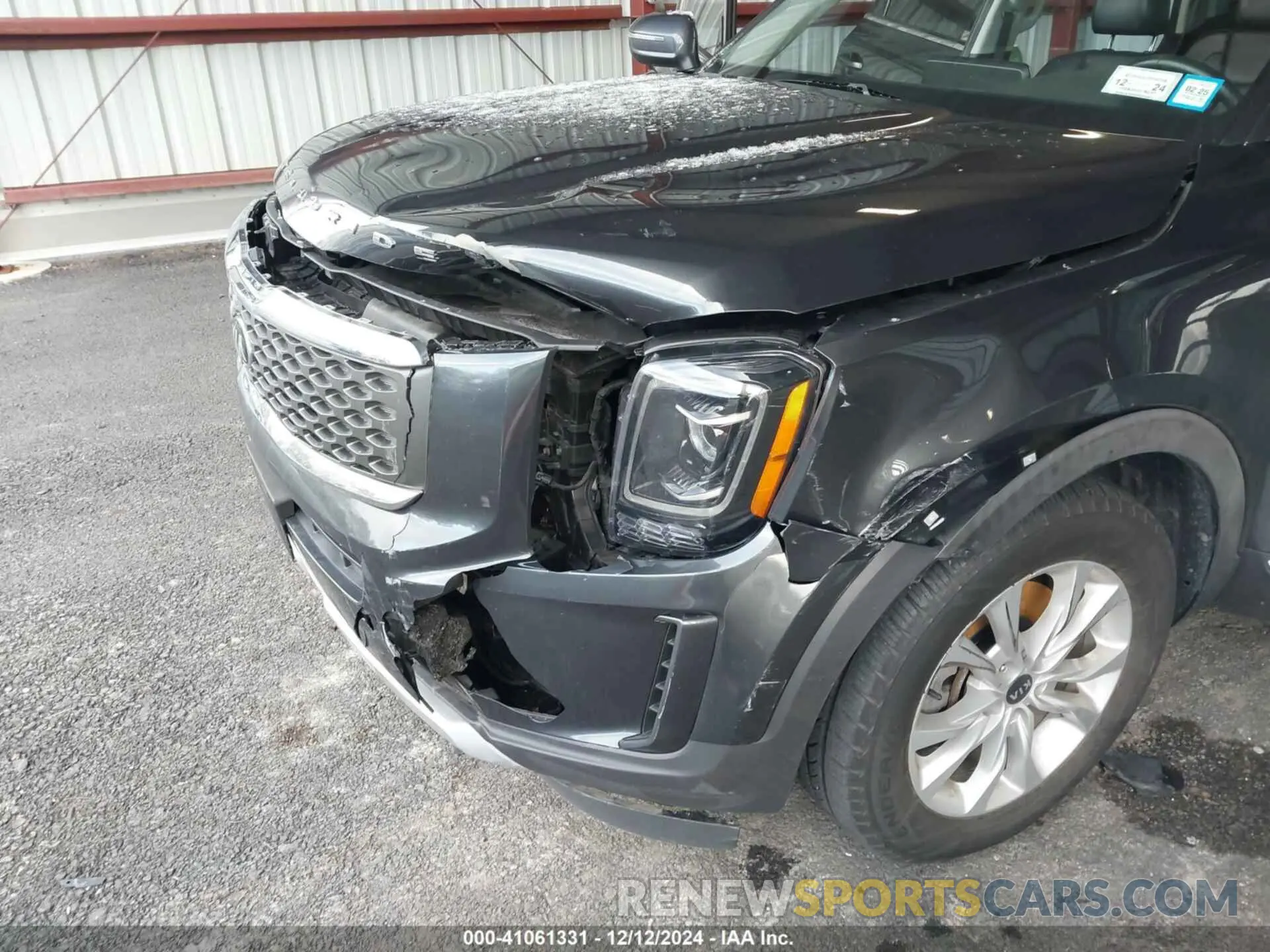 6 Photograph of a damaged car 5XYP2DHC4LG012987 KIA TELLURIDE 2020