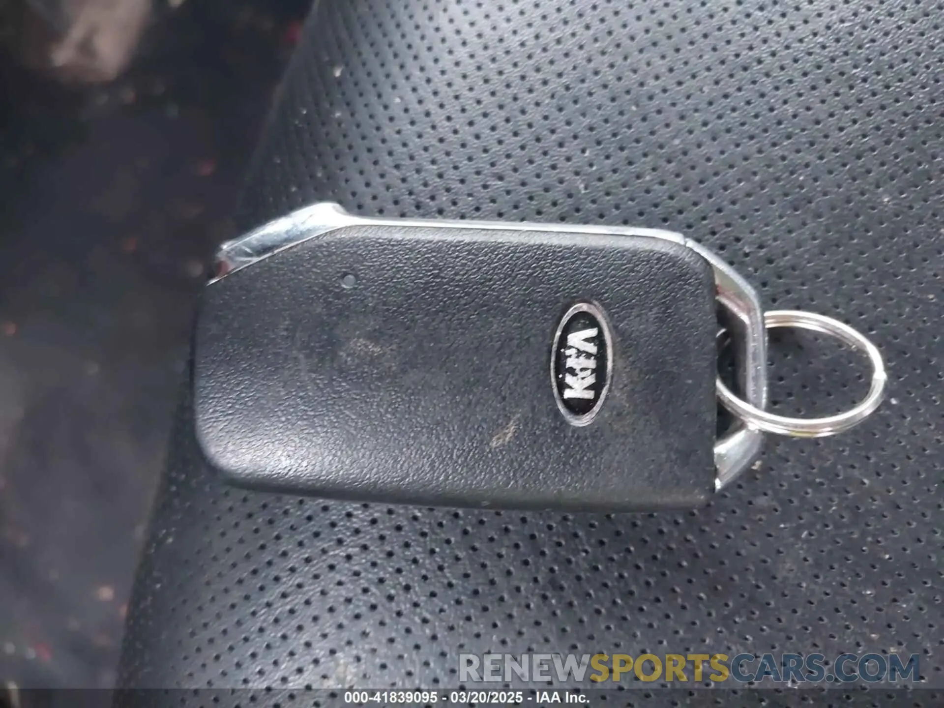 11 Photograph of a damaged car 5XYP2DHC6LG009458 KIA TELLURIDE 2020
