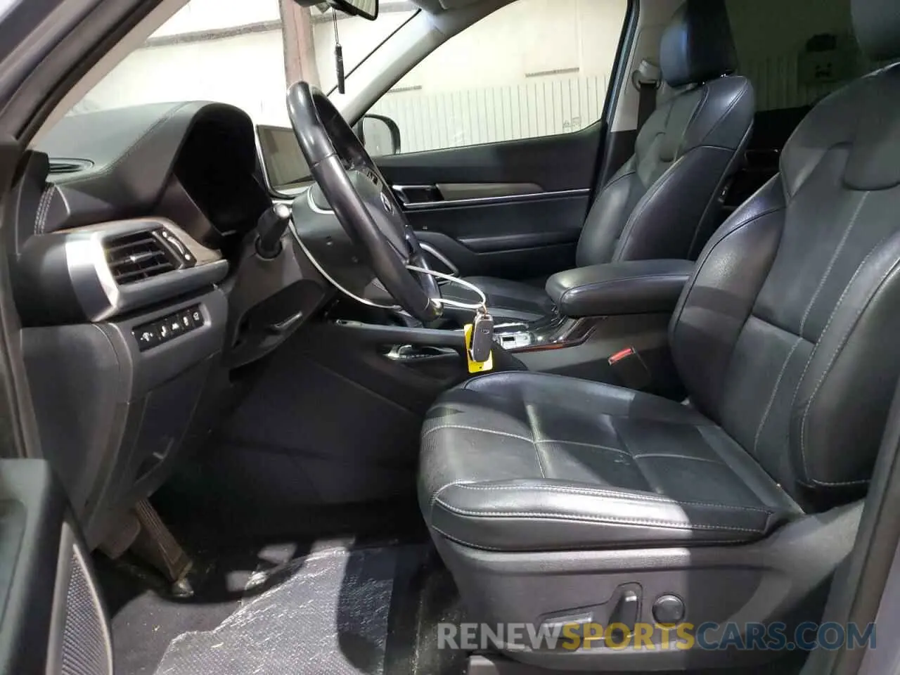 7 Photograph of a damaged car 5XYP34HC9LG071501 KIA TELLURIDE 2020