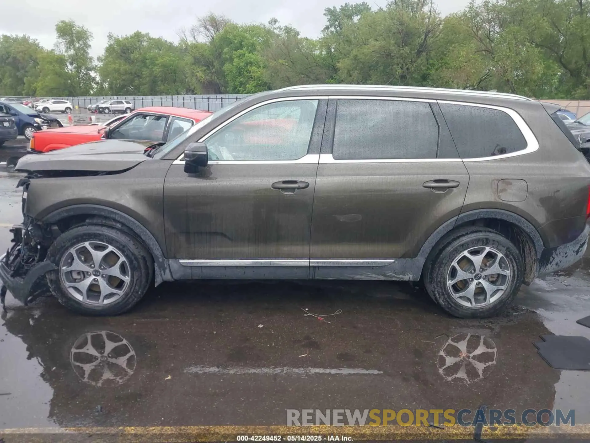 14 Photograph of a damaged car 5XYP3DHC3LG020303 KIA TELLURIDE 2020