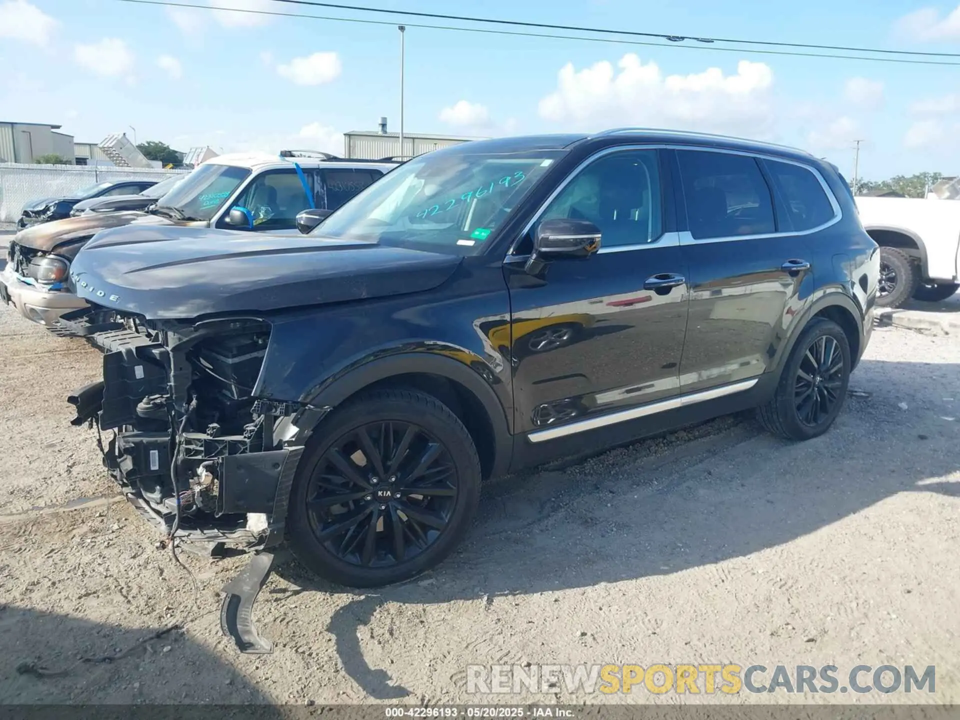 2 Photograph of a damaged car 5XYP54HC6LG045884 KIA TELLURIDE 2020