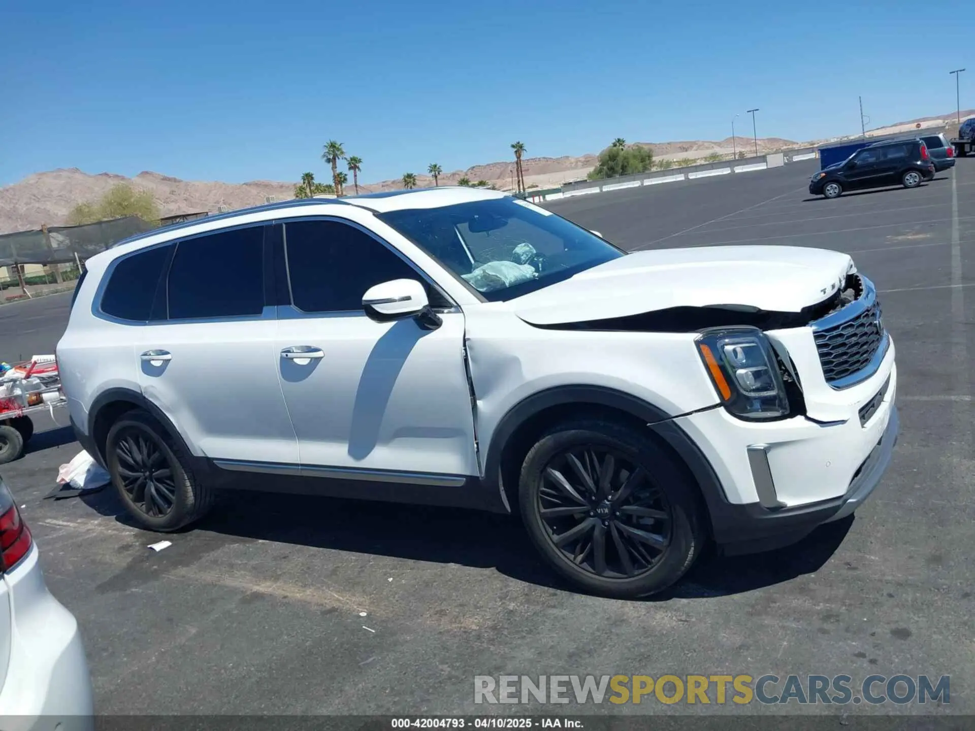 13 Photograph of a damaged car 5XYP54HC7LG055081 KIA TELLURIDE 2020